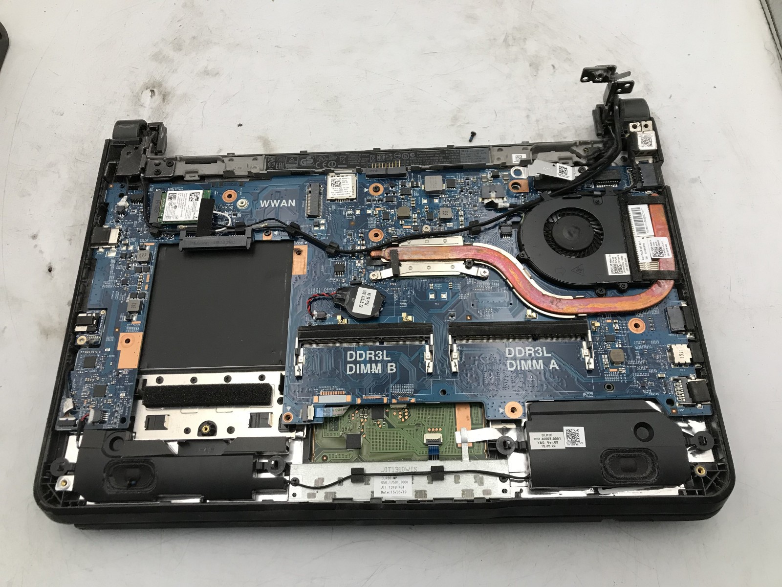 DELL LATITUDE 3340 – FOR PARTS/REPAIR – INTEL I3 4030U – NO RAM – READ DESC-BB