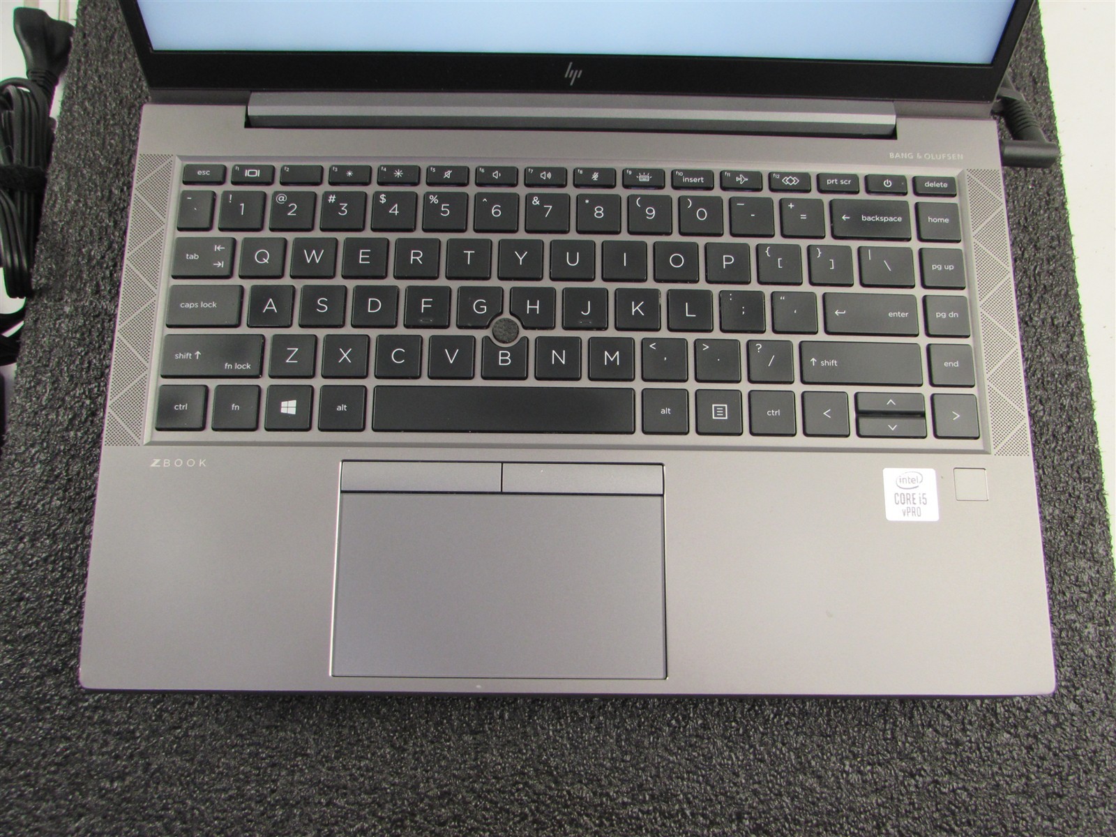 HP ZBOOK FIREFLY 14 (G7) 1920X1080 FHD I5-10310U 512GB SSD 16GB RAM NO O.S