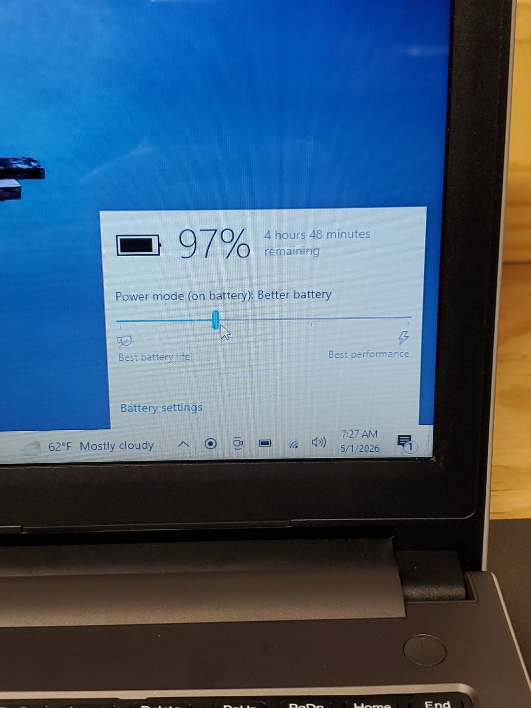 Dell Inspiron 15 5000 series laptop 6200u I5 2.3 16gb Ram 256gb Ssd Win 10h Nice