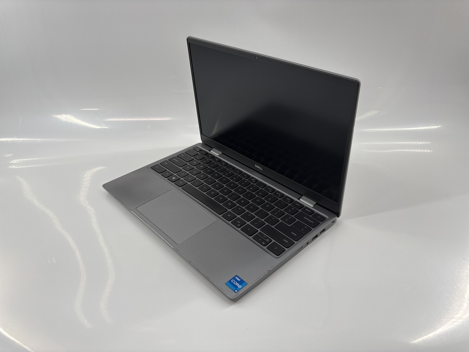Dell Latitude 3320 13.3″ Core i5 | 16GB 256GB-SSD | Read Description*
