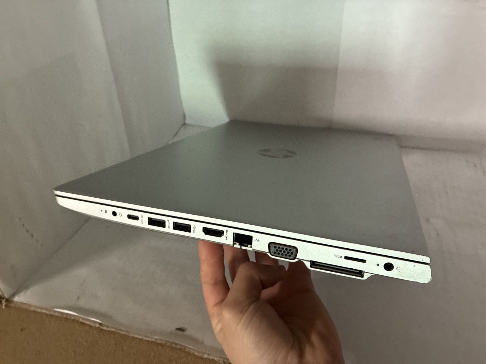 HP ProBook 650 – Intel i5-8250U | 8GB RAM | 256GB SSD | 15.6″ FHD | Win 11 pro