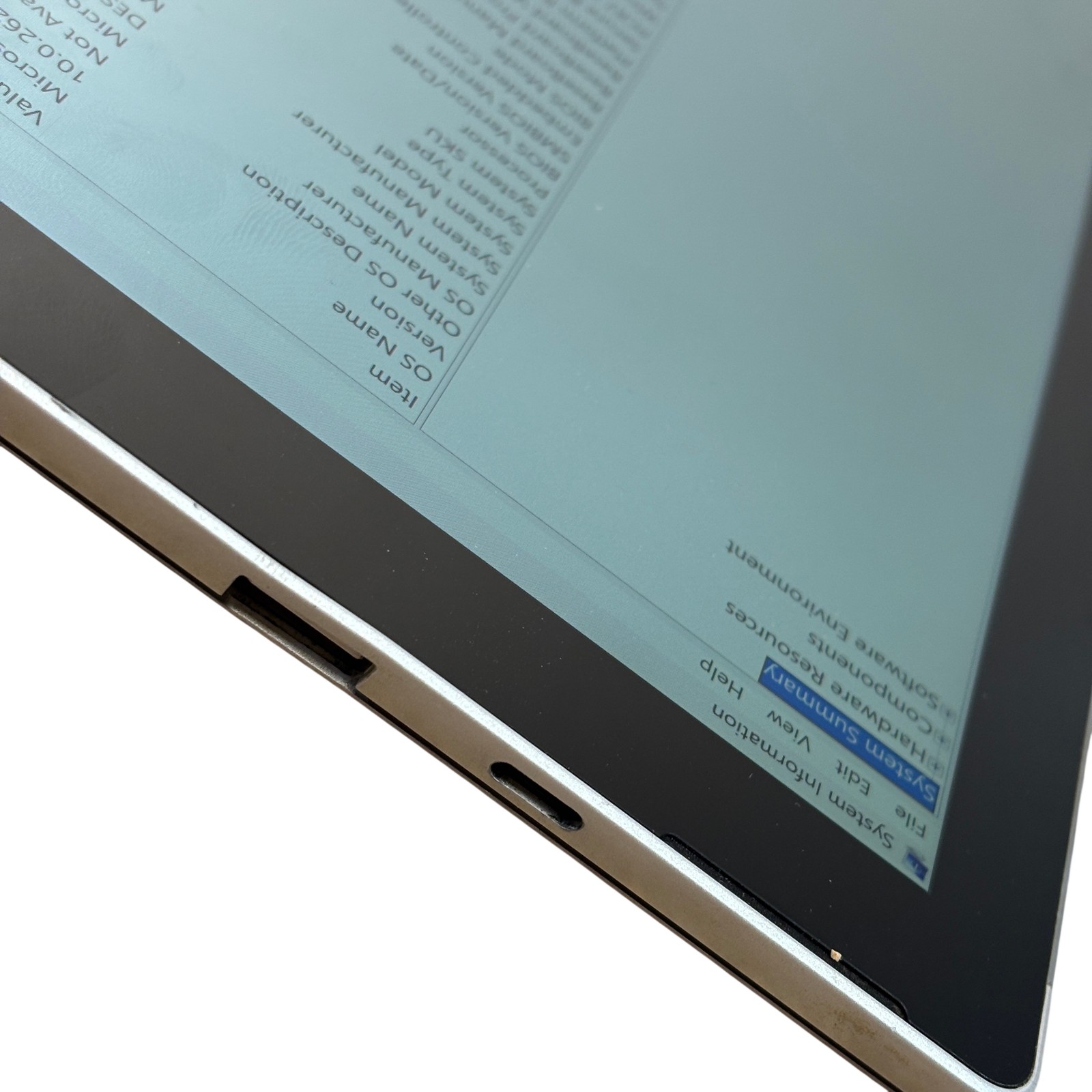 Microsoft Surface Pro7 1866 Intel Core i5-1034G4 1.10GHz 8GB RAM 256GB SSD 12.3″