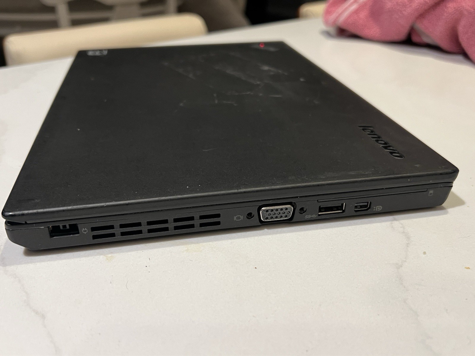 Lenovo Thinkpad X250 12.5″ 8 Gig Ram Intel i5-5200U – PARTS Read
