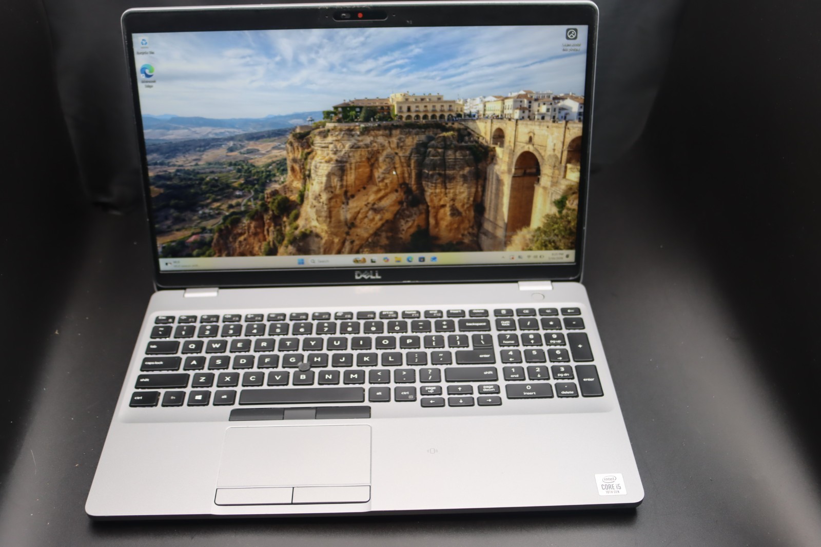 Dell Latitude 5510, 15.6″, i5-10310U, 1.7GHz, 16GB Ram, 256GB SSD Windows 11