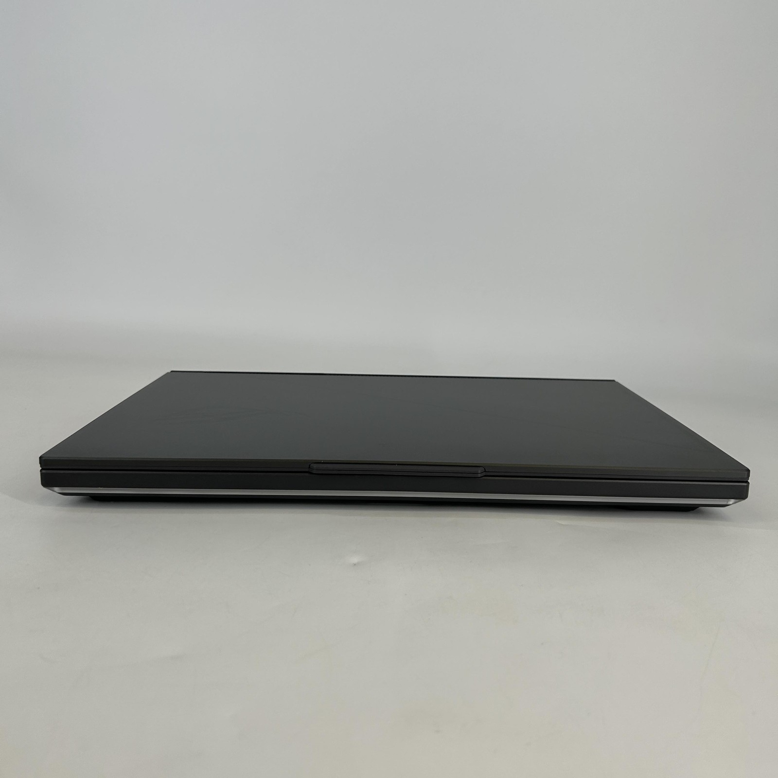 Asus ROG Strix G16 G614 16 165Hz FHD+ 2.6 GHz i7-13650HX 16GB 512GB SSD RTX 4060