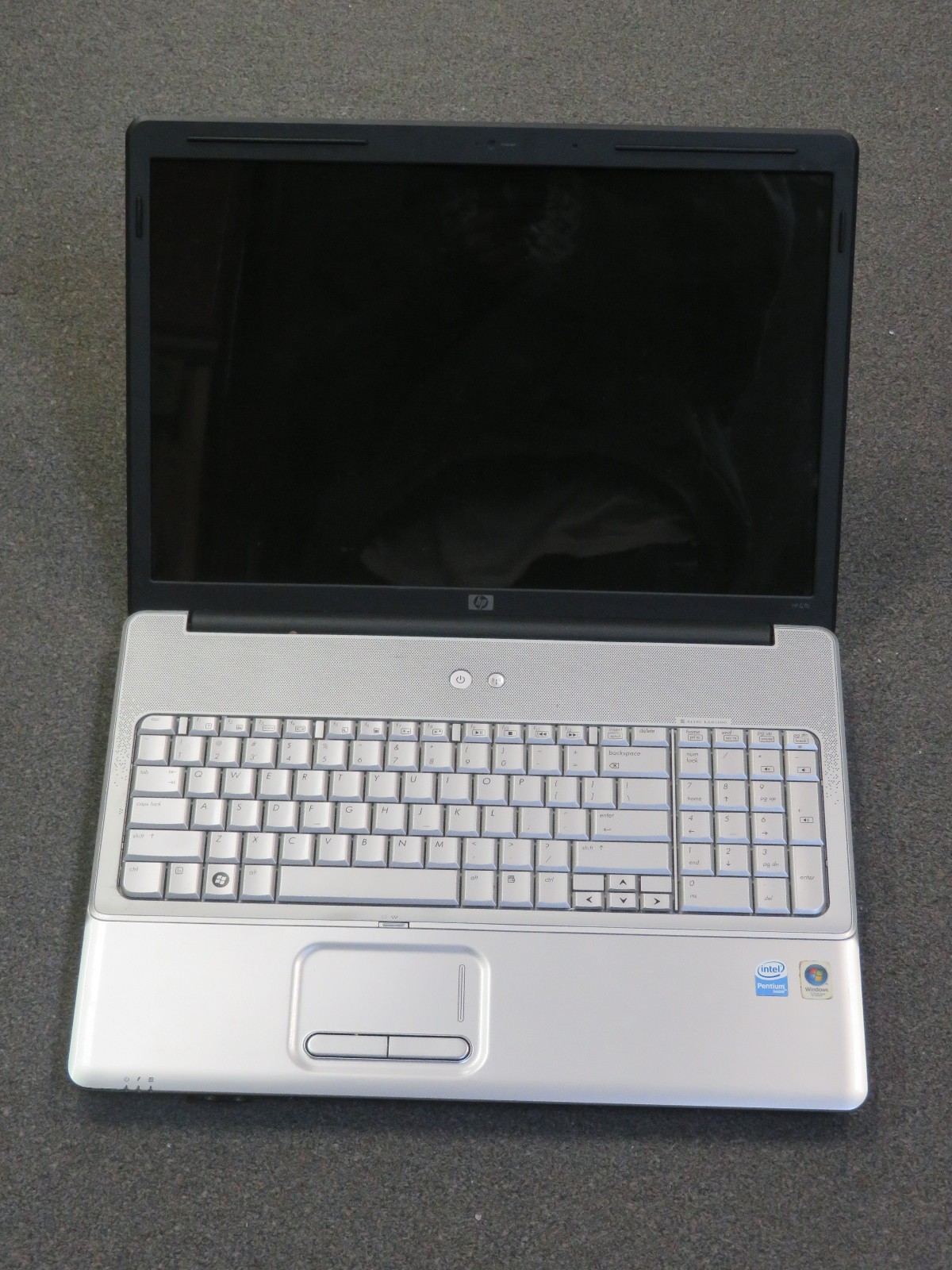 HP G70-250us LAPTOP* WINDOWS 7* 25G GB/8GB RAM *PARTS*AS-IS*