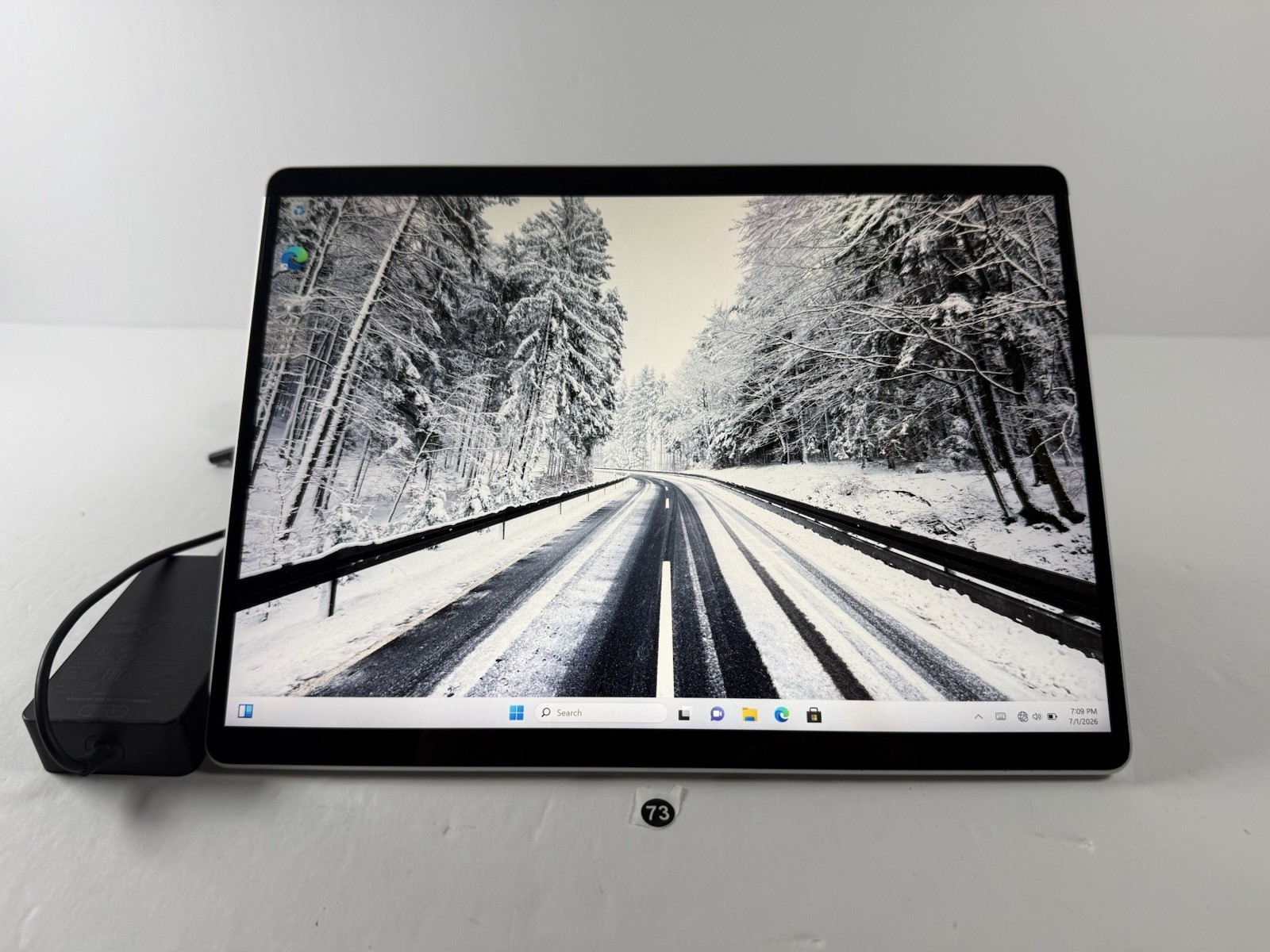 Microsoft Surface Pro 8 (1982) i5-1145G7 – 16GB RAM – 256GB 120Hz – Win 11 Pro