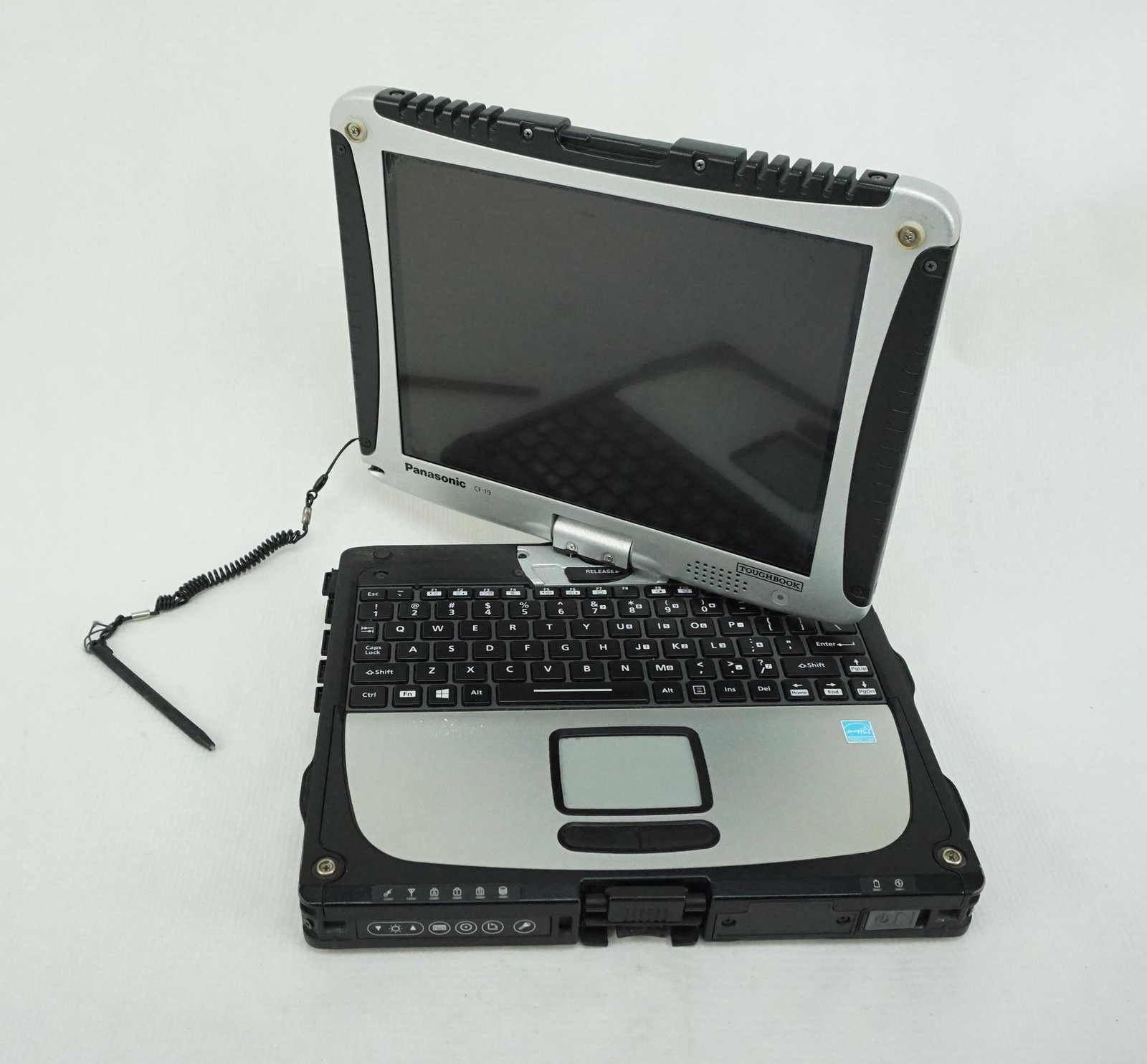Panasonic Toughbook CF19 i5-3610ME 2.7GHz 4GB RAM Has Stylus No Hard Drive