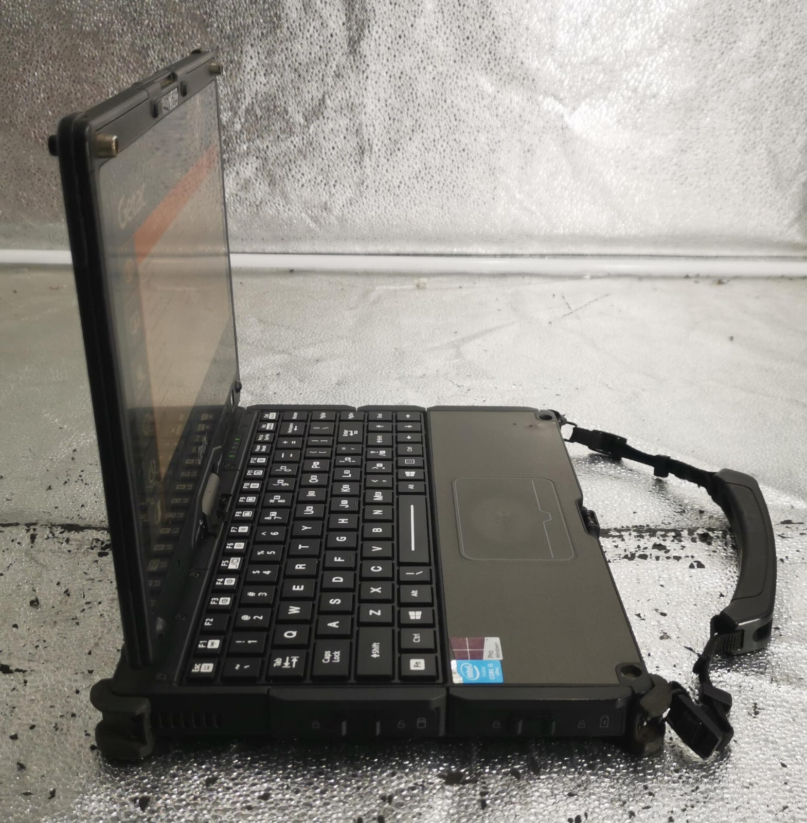 Getac V110G2 Rugged Laptop i5-5300U 8GB NO HDD / NO CHARGER