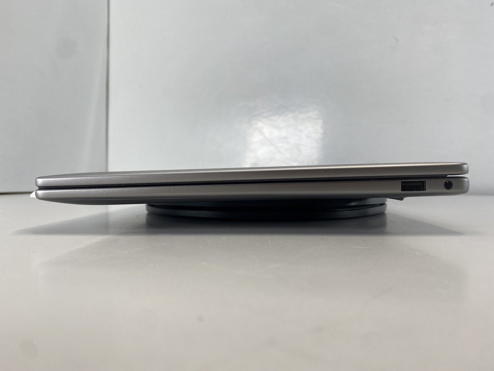Dell Laptop Latitude 5455 14″ Qualcomm Snapdragon X Plus X1P42100 512GB- Gray