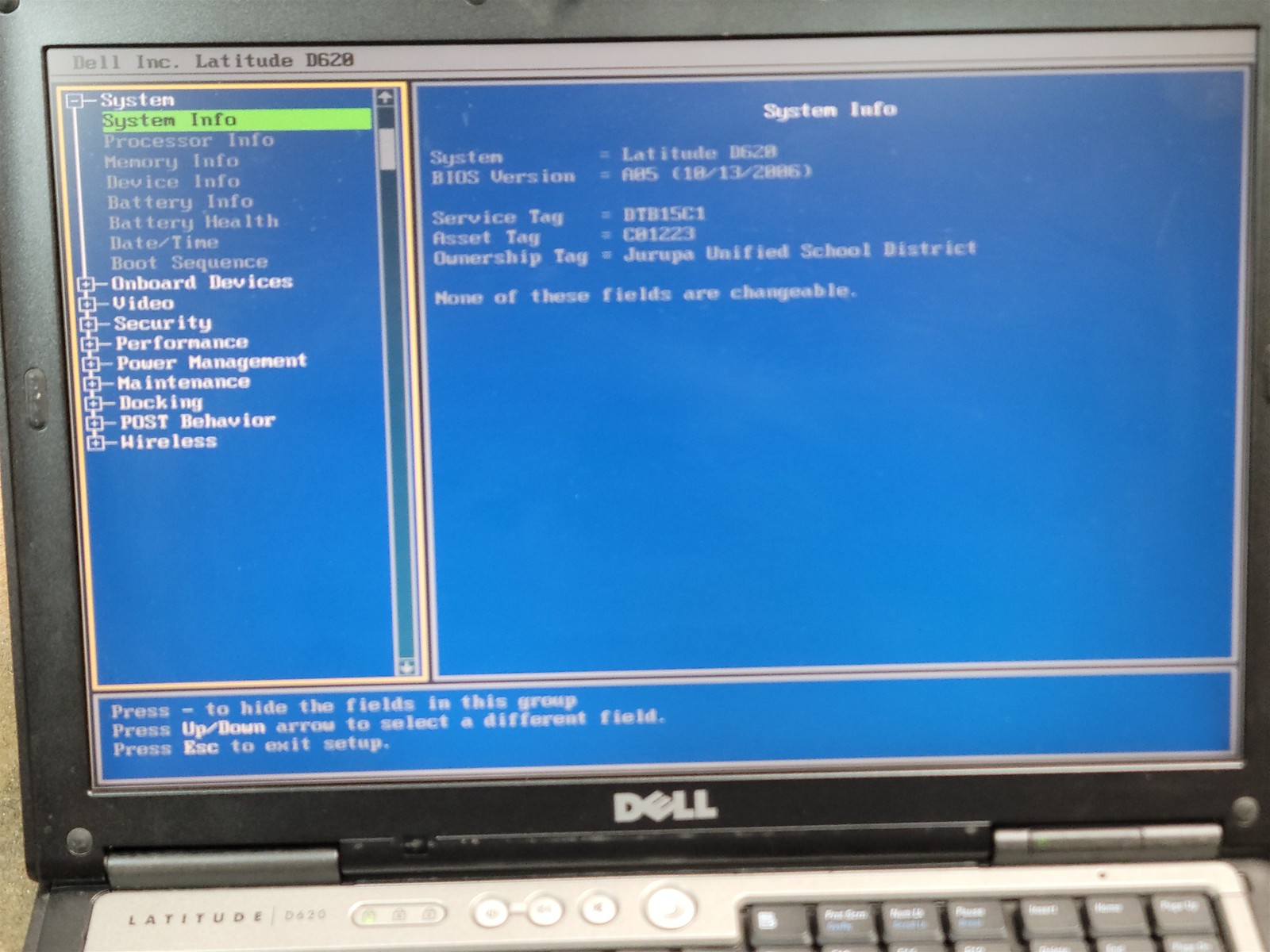Dell Latitude D620, Intel Core 2 Duo , 1GB RAM , Windows 7 Enterprise ( locked)
