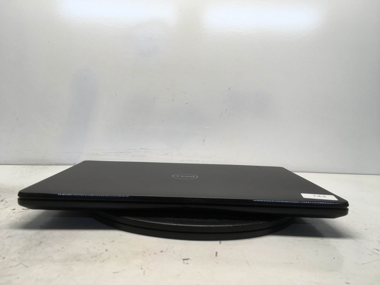 Dell Inspiron 15-3565 AMD A6-9200 2024MHz 4 GB NO HDD No Batt