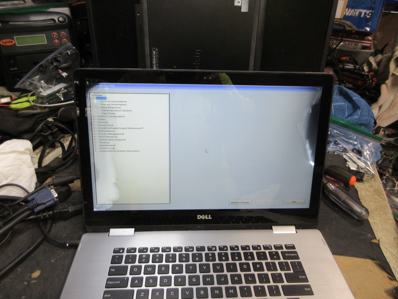 Dell Inspiron 15 7579 15.6″ TOUCH i5-7200U 2.5GHz REBUILD / PARTS
