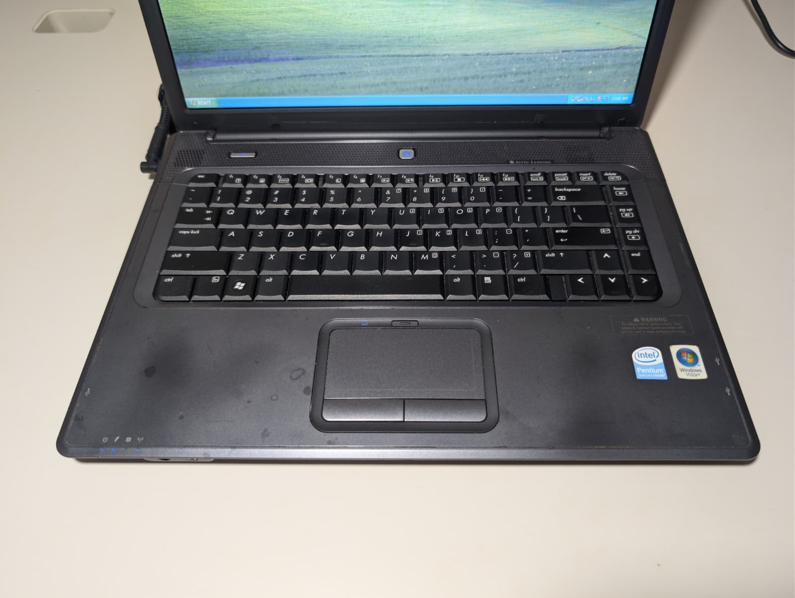 15″ Compaq Presario C700 | Pentium T2310 1GB RAM 120GB HD | Win XP 32-Bit | DVD