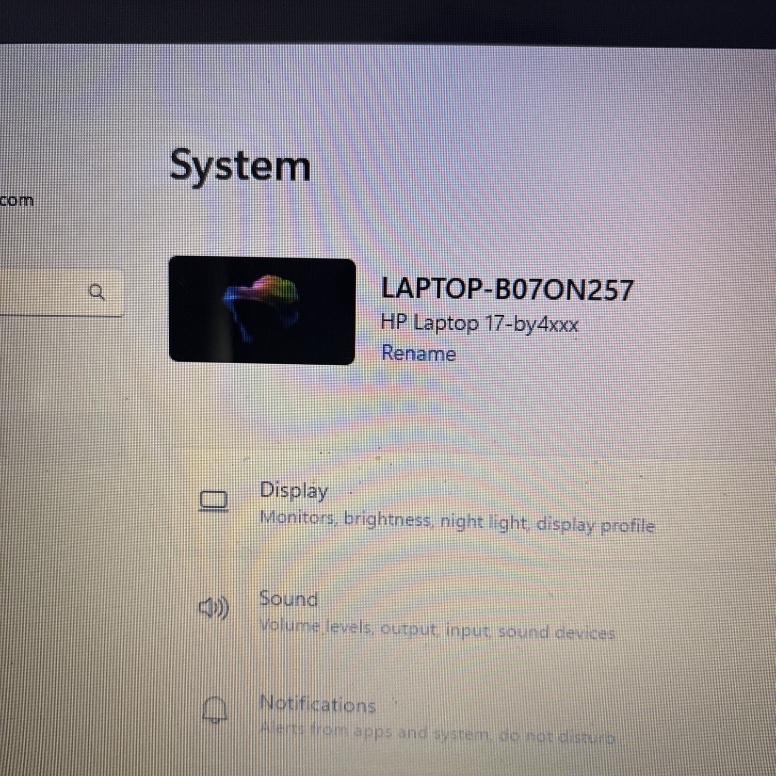 HP laptop 15-fd0xxx intel core i3 238 GB – 8 GB RAM-Message for better offers