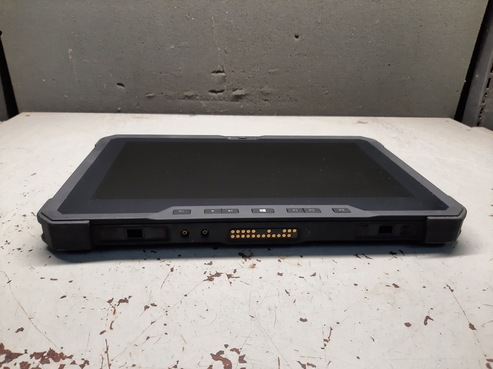 Dell Latitude 7212 Rugged Extreme 11.6″ i5-7300u 8GB RAM 128GB SSD No OS