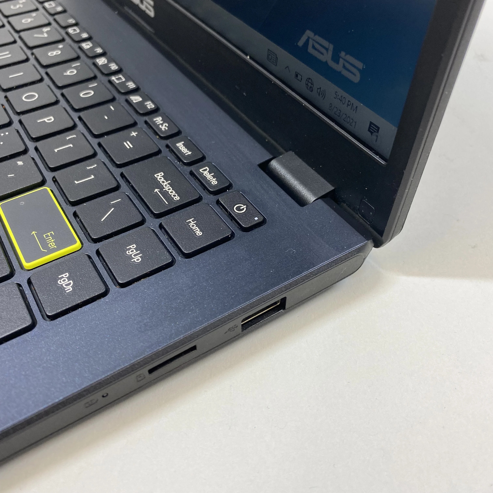 Asus VivoBook E410MA 1.1-2.8GHz, 4GB 64GB, Win11/10+2nd OS, Office*