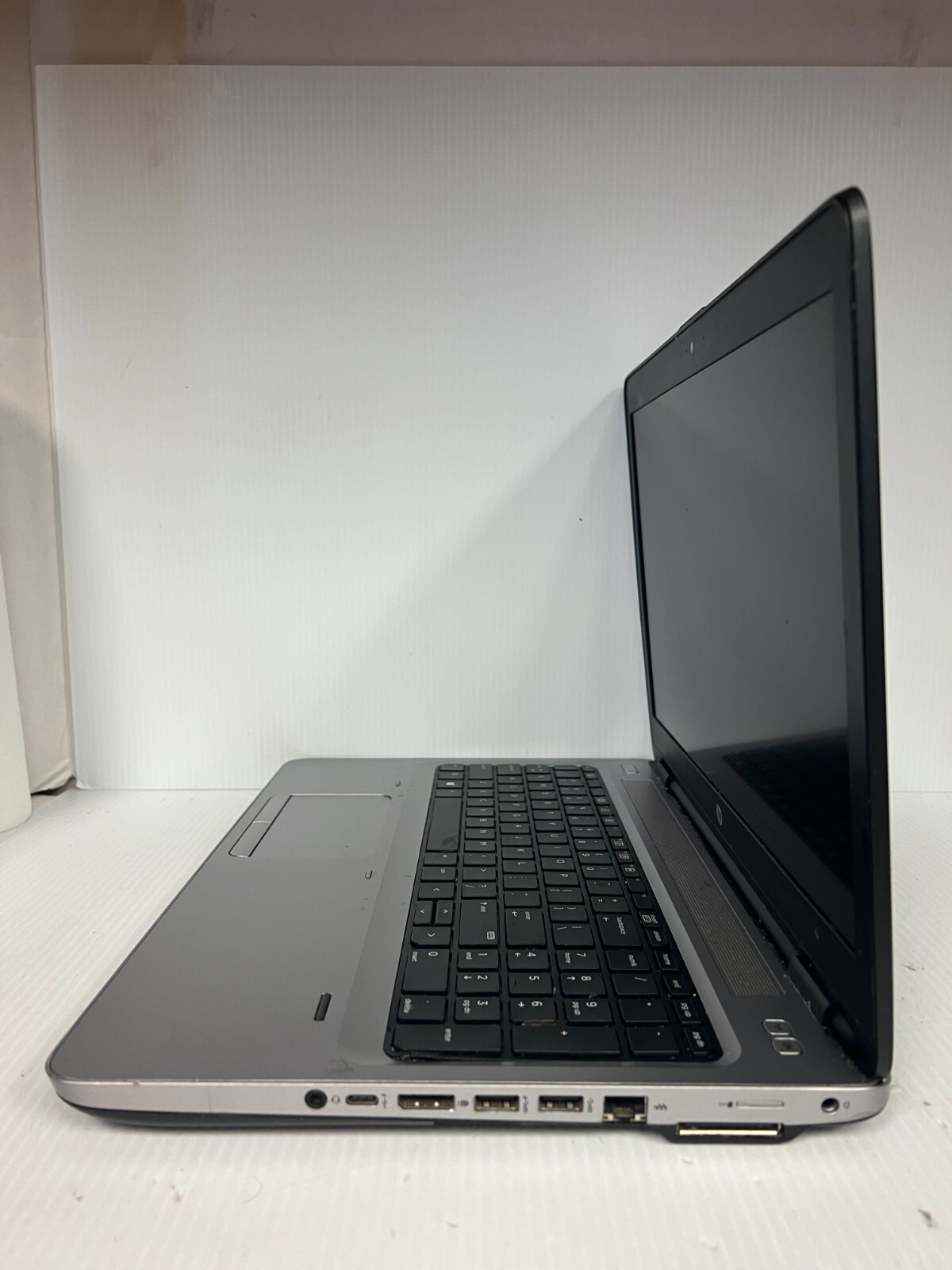 HP Probook 650 G2, i7-6th GEN, 8Gb ram, No HDD