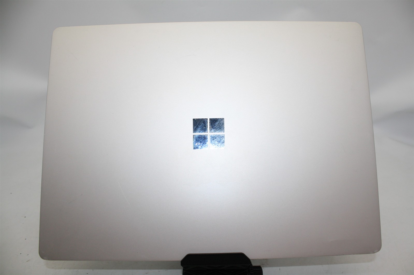 12.3″Microsoft Surface Laptop i5-7300 2.60GHz RAM 8GB NVMe 128GB/Cosmetic issue