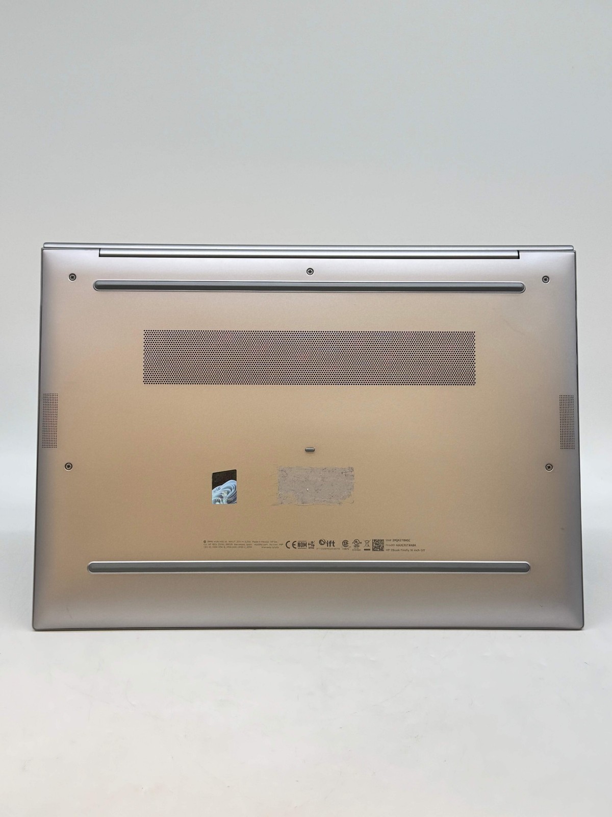 HP ZBook Firefly 16 G11 16″ Core Ultra 7 165U 16GB DDR5 RAM 512GB SSD – Read!