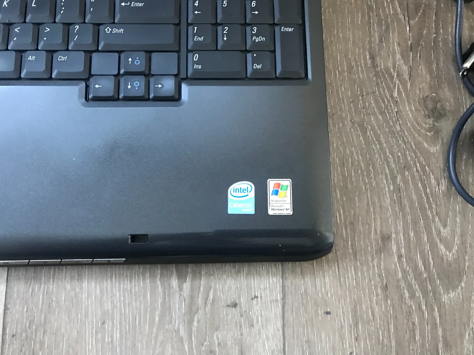 Dell VOSTRO 1700 17″ Intel Celeron 550 2.00GHz 1.00GB RAM 120GB HDD Win 7 Pro