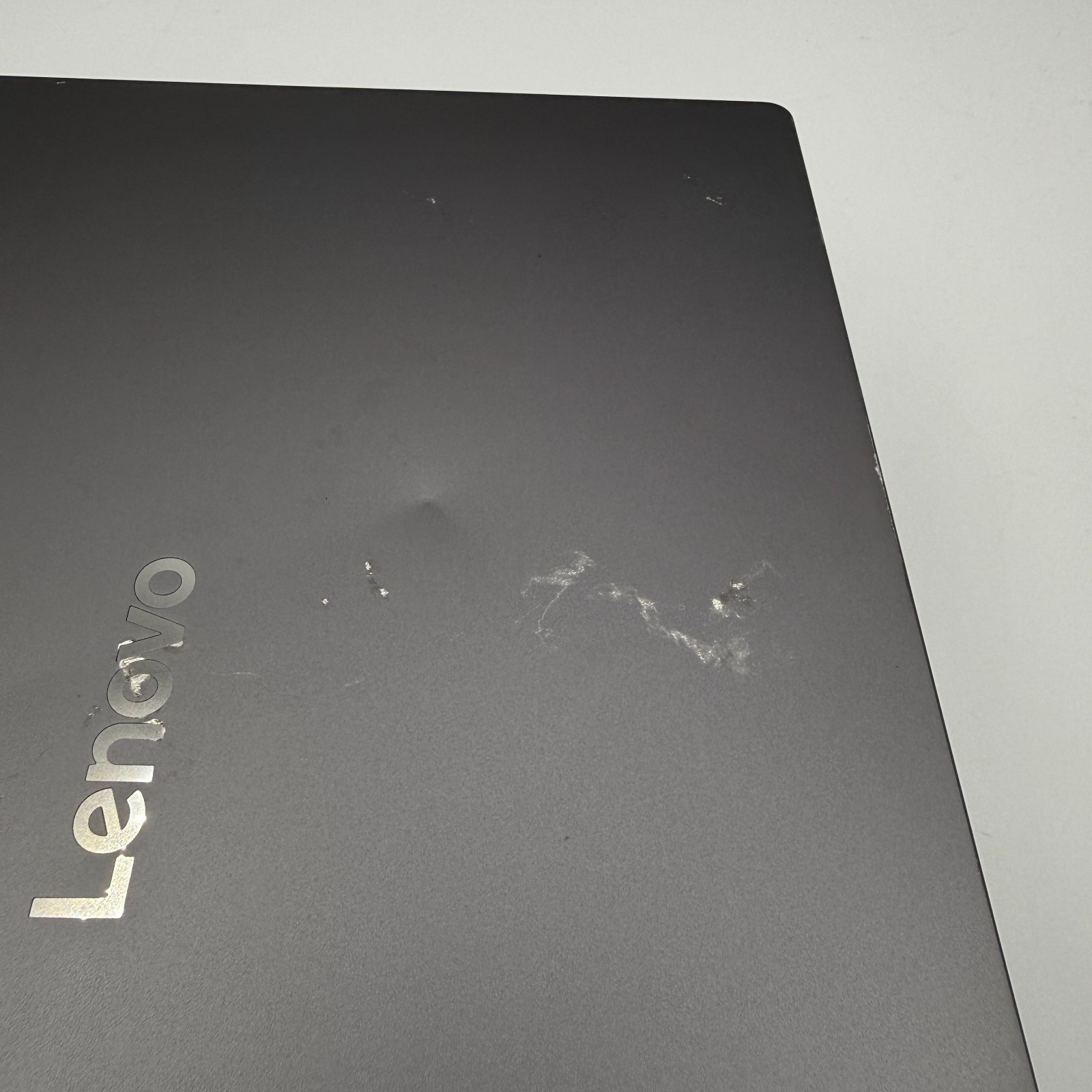 Lenovo IdeaPad Slim 3 15Q8X10 15.3″ Snapdragon X 16GB 476GB SSD Touch 100% Bat