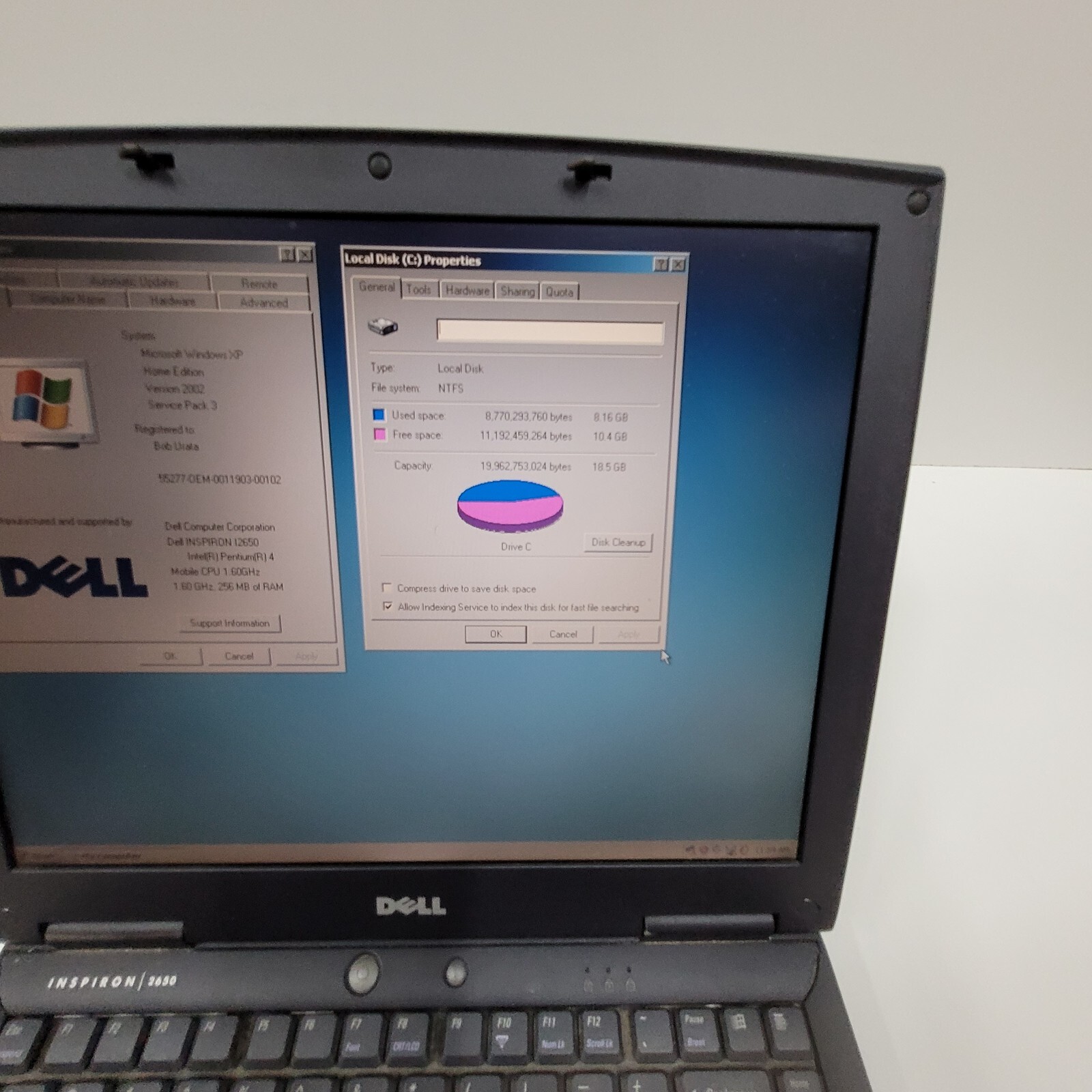 VINTAGE DELL Inspiron 2650 Pentium 4 Mobile 1.6 GHz, 256MB, 20 Gig, Win XP, DVD