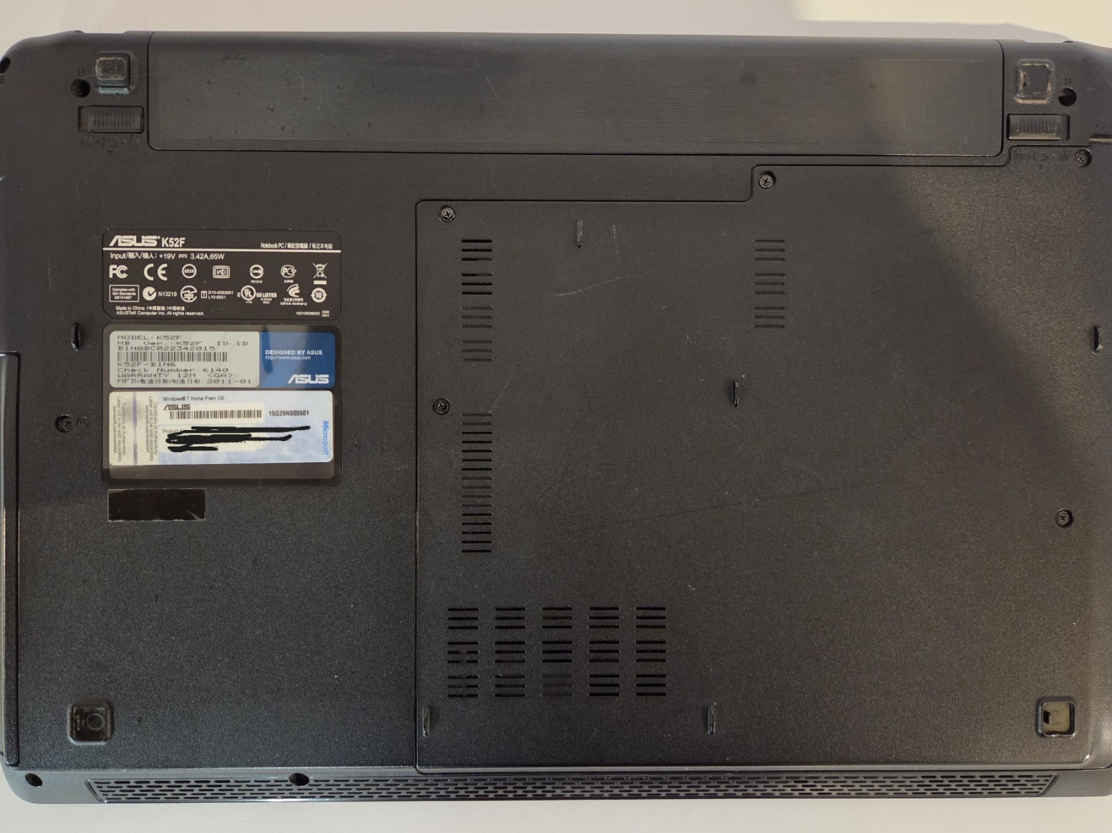 Asus K52F-BIN6 Intel Pentium P6200 2.13GHz 3 GB ***No Charger***
