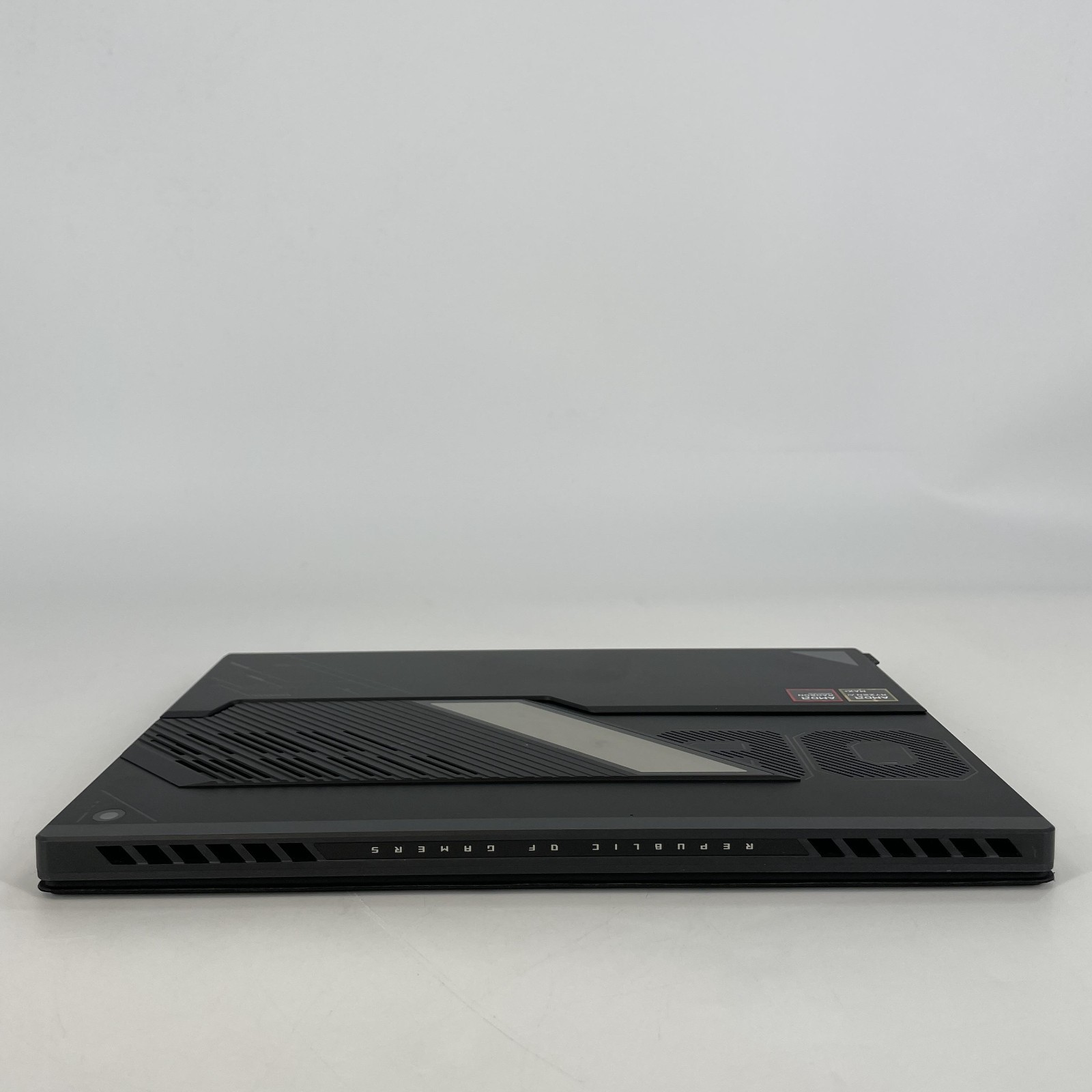 Asus ROG Flow Z13 GZ302 180Hz QHD+ TOUCH 3.0 GHz RYZEN AI MAX+ 395 32GB 2TB SSD