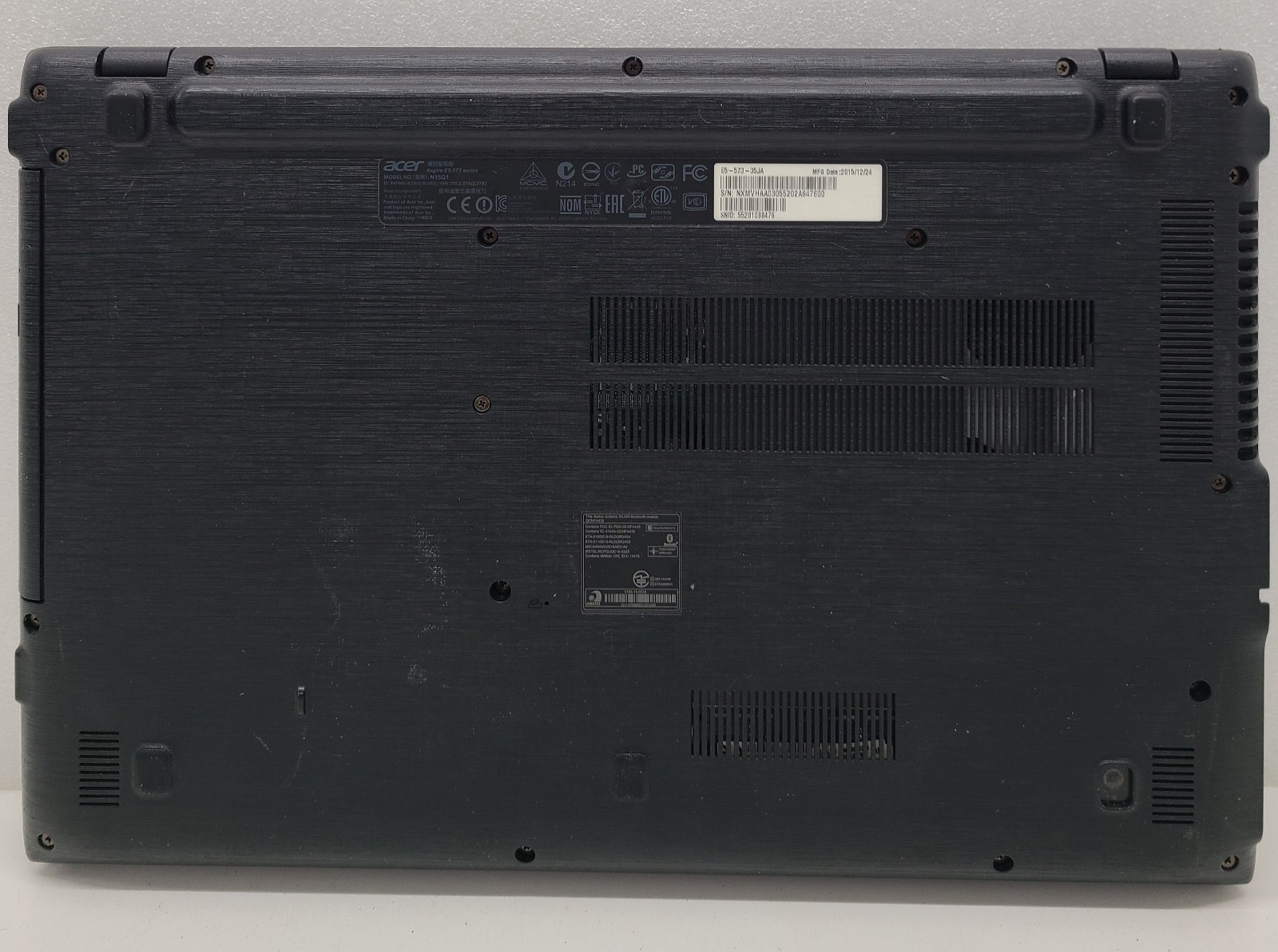 Acer Aspire E15 E5-573-351A Laptop Intel i3-5005U 4GB RAM 500GB HD NO OS (FL)