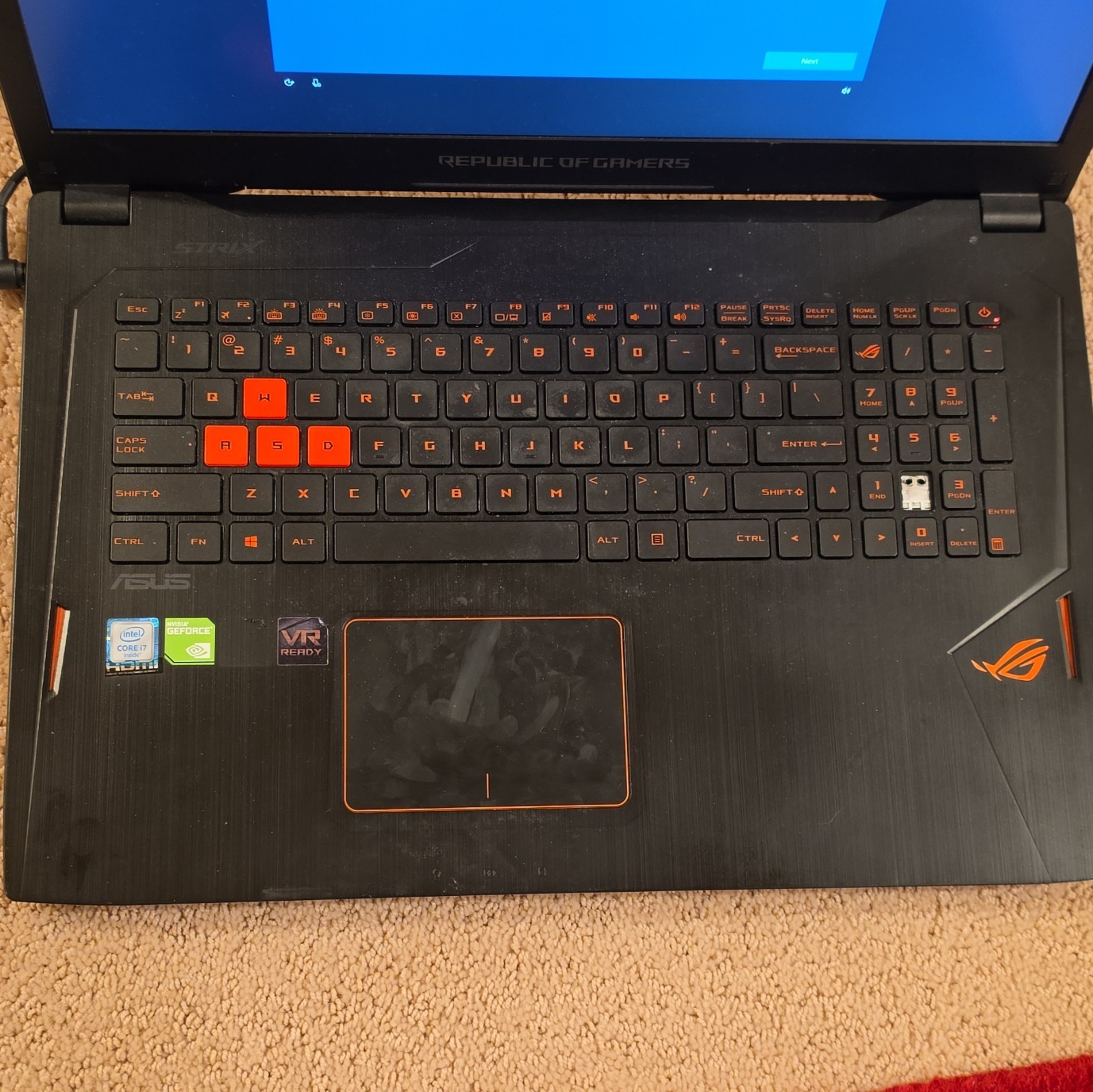 ASUS ROG Strix GL702V 17in i7-6700HQ/GTX 1060/16GB DDR4/512 GB SSD/1080P