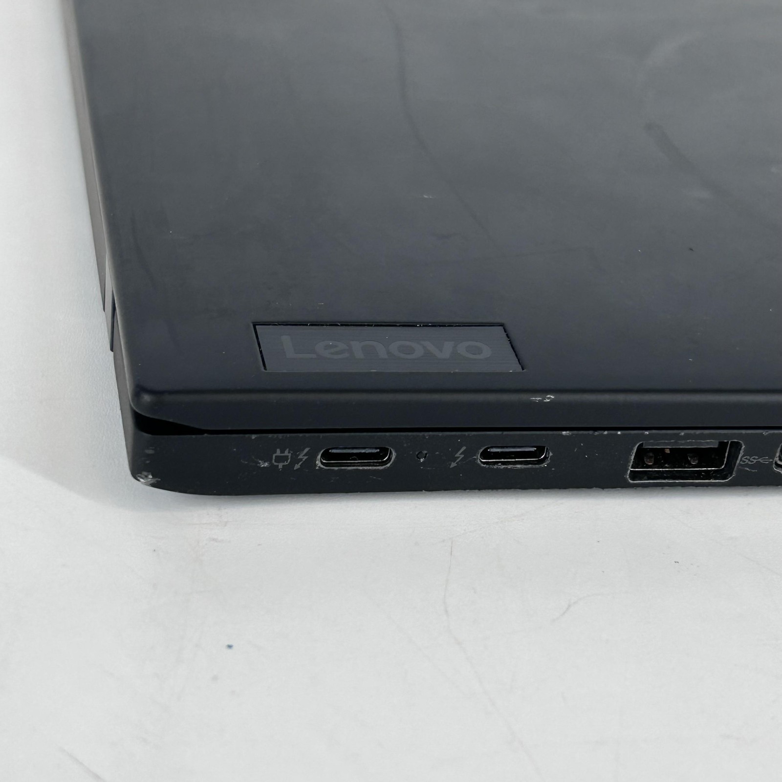 Lenovo ThinkPad X1 Carbon Gen 9 14 FHD+ i5-1135G7 16GB 256GB Bilingual Keyboard