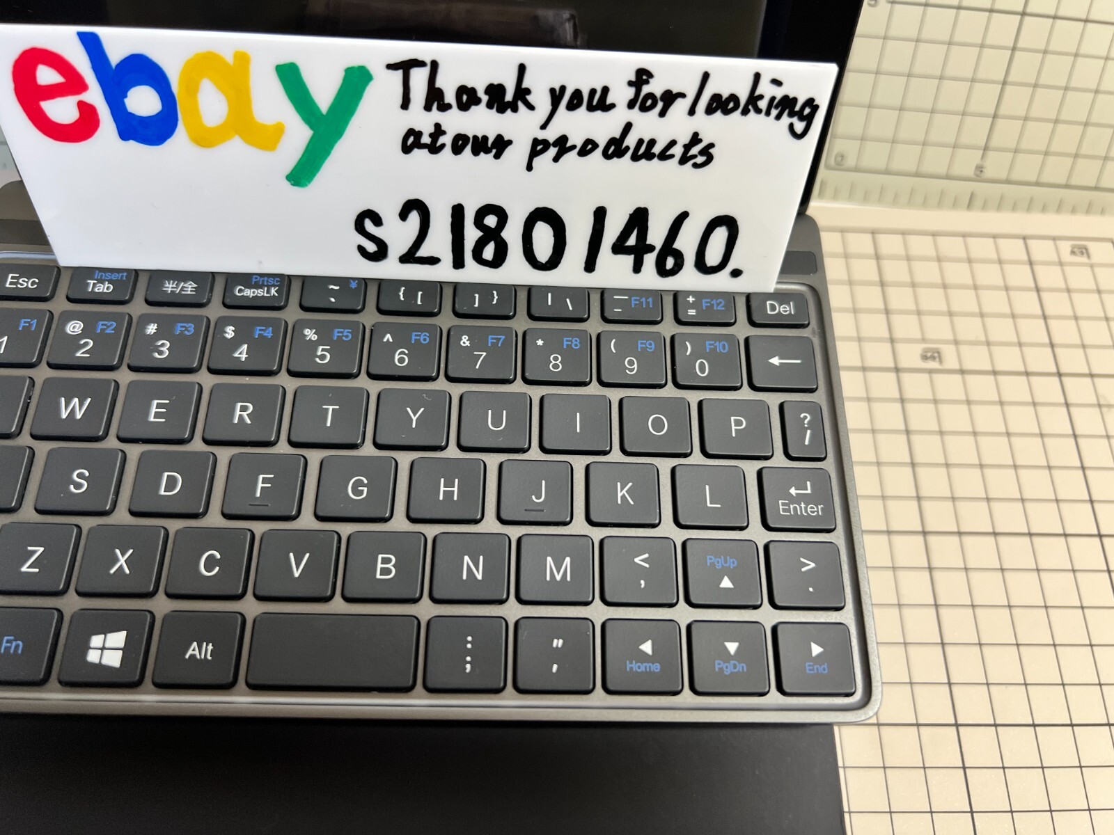 GPD Pocket 2 Intel 3965Y 7in Touch Screen 8GB RAM Windows 10 Near Mint