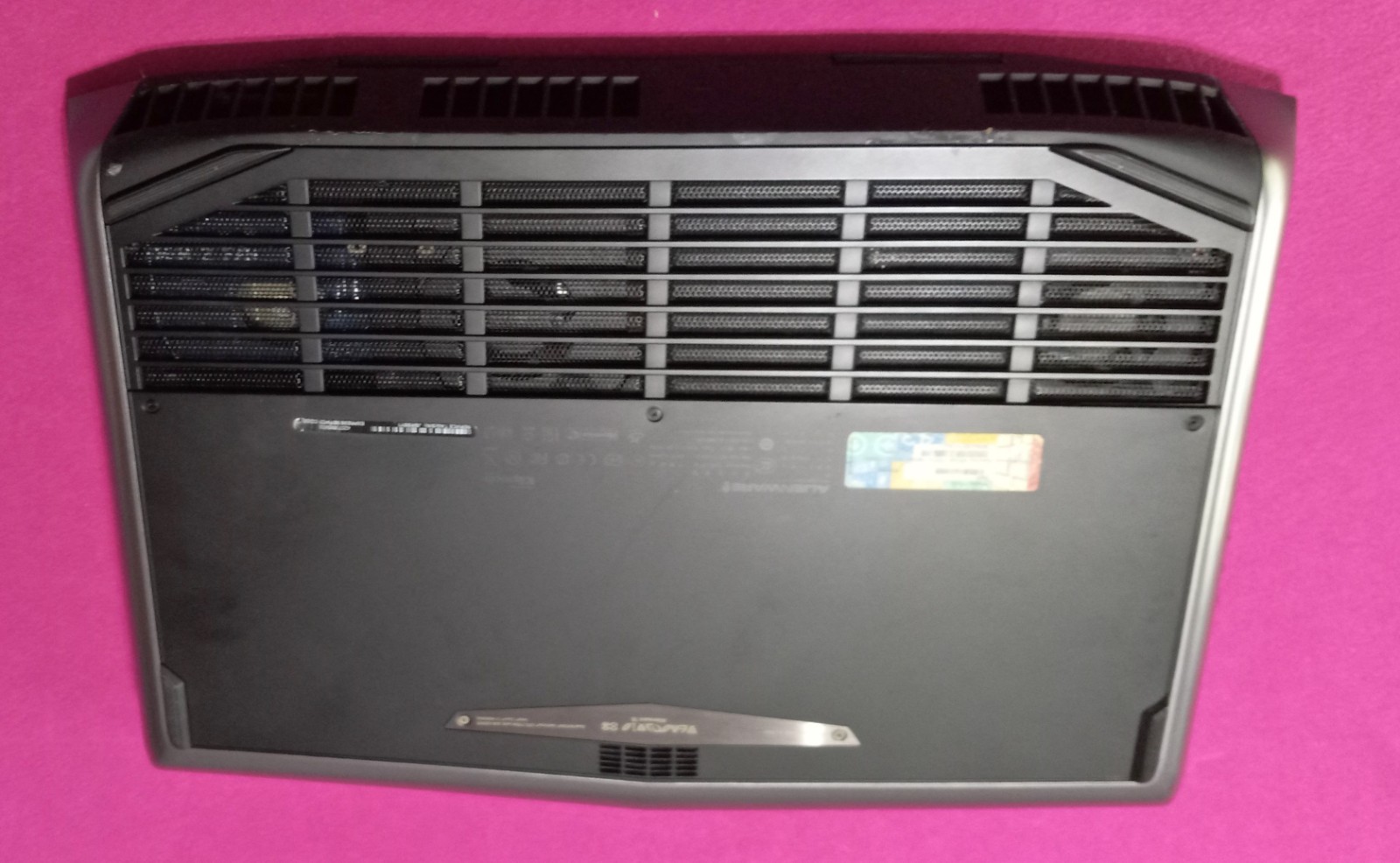Dell Alienware 18 laptop I7-4900mq 2.8-3.8Ghz 24GB 500GB SSD NVIDIA P4200 AX210