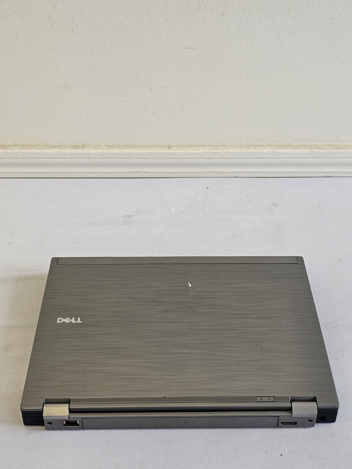 Dell Latitude E6410 Laptop – Intel i5-M560 – 4GB RAM – 640GB – Windows 10 – READ