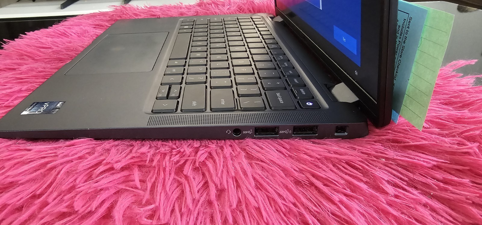 Dell Latitude 7440 14in i7-1365U 32GB 512GB SSD Windows 10 Pro Gray