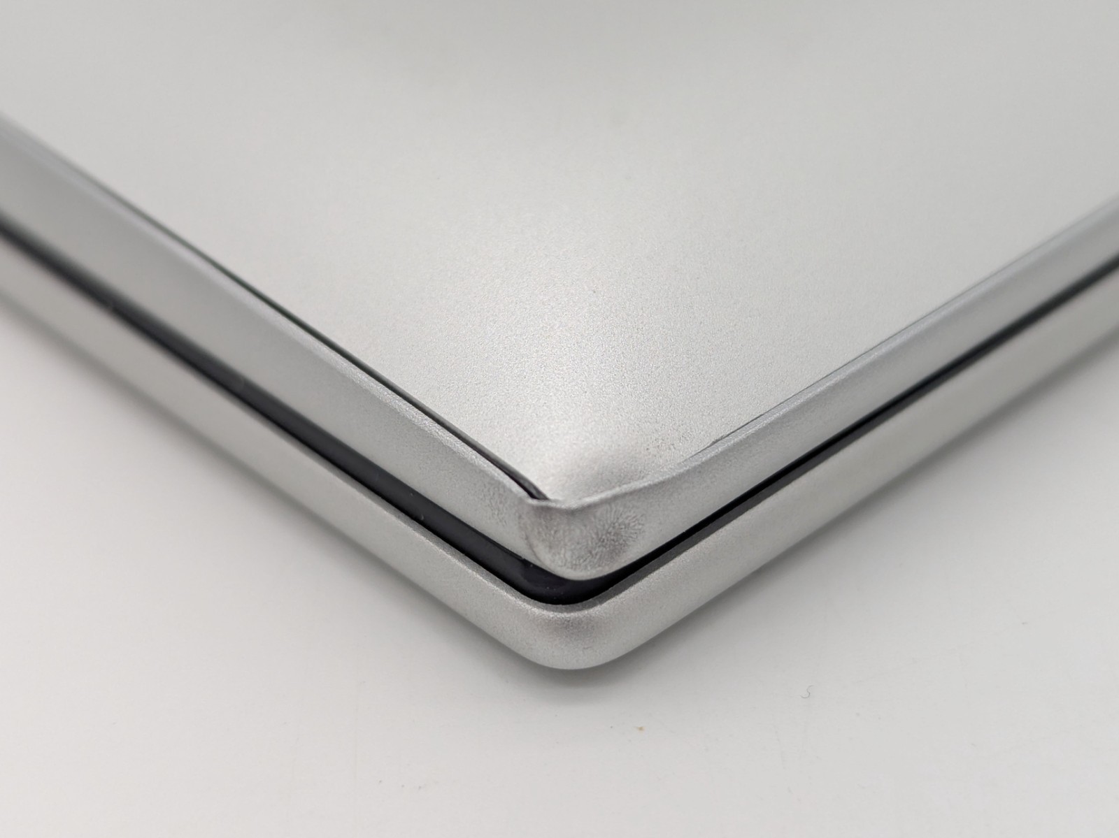 Lot of 4 HP EliteBook 840 G9 – Intel Core i7-1265U 16GB DDR5 RAM 512GB SSD No OS