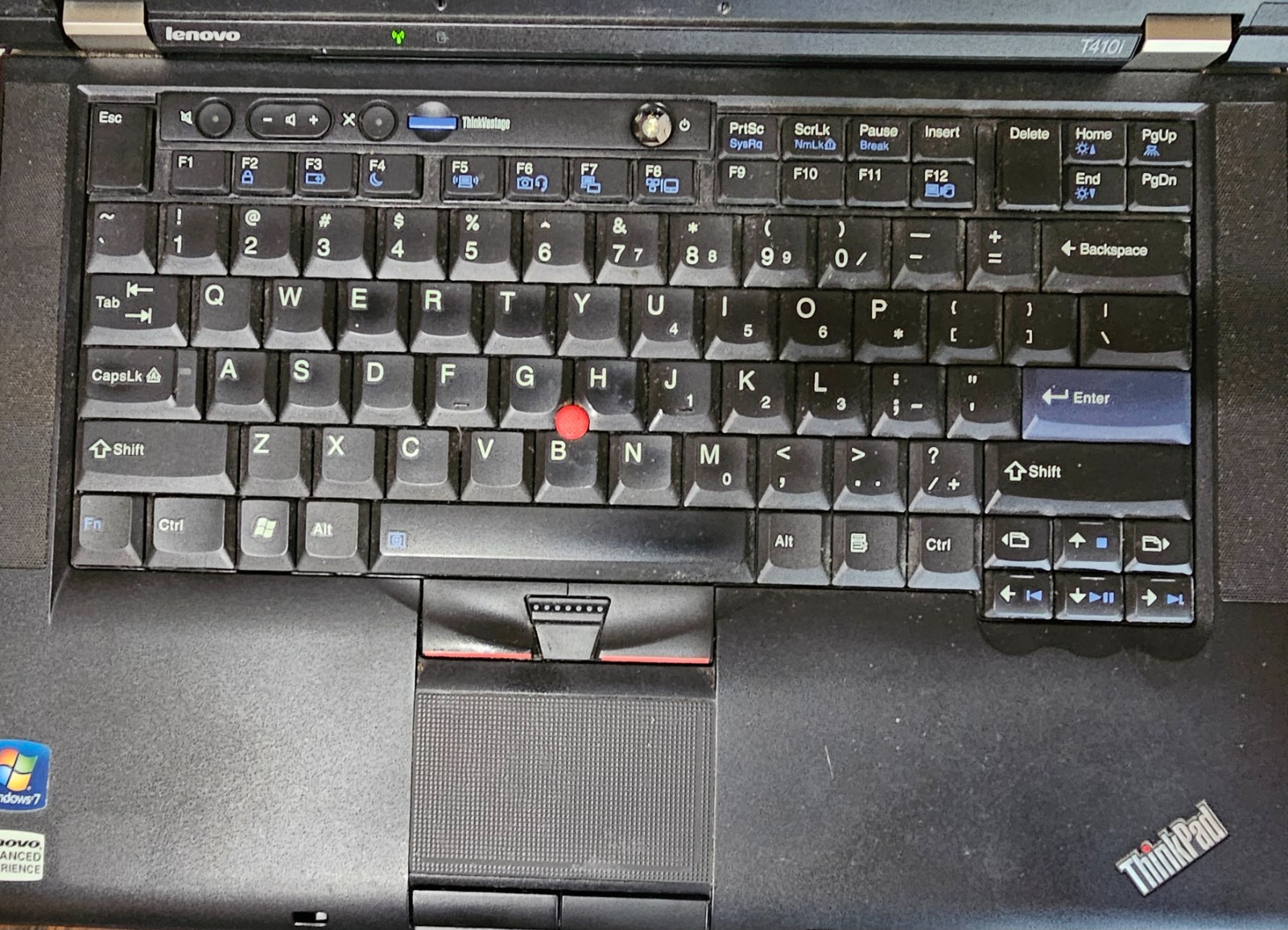 Lenovo ThinkPad T410i 14.1″ 2 Batteries Charger Boots Win 7 Pro READ!
