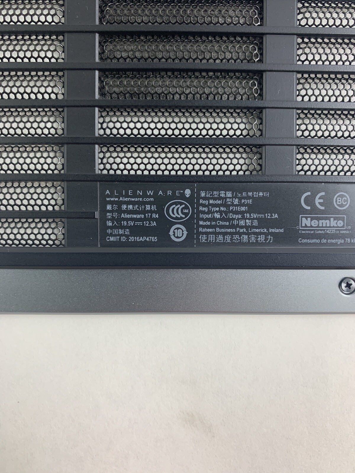 Alienware 17 R4 P31E001 2016 Keyboard Bottom Cover Only – No Screws