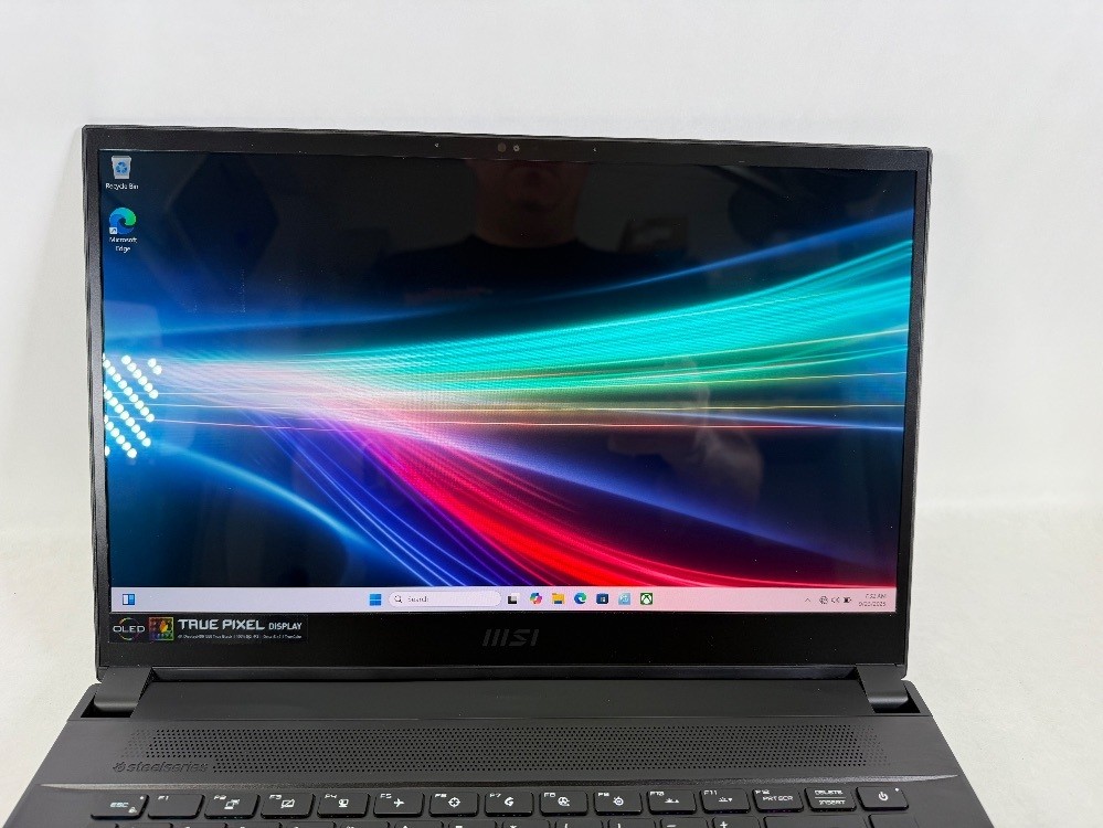 MSI Creator 15 Professional 15.6″ OLED Laptop (A11UE-491)