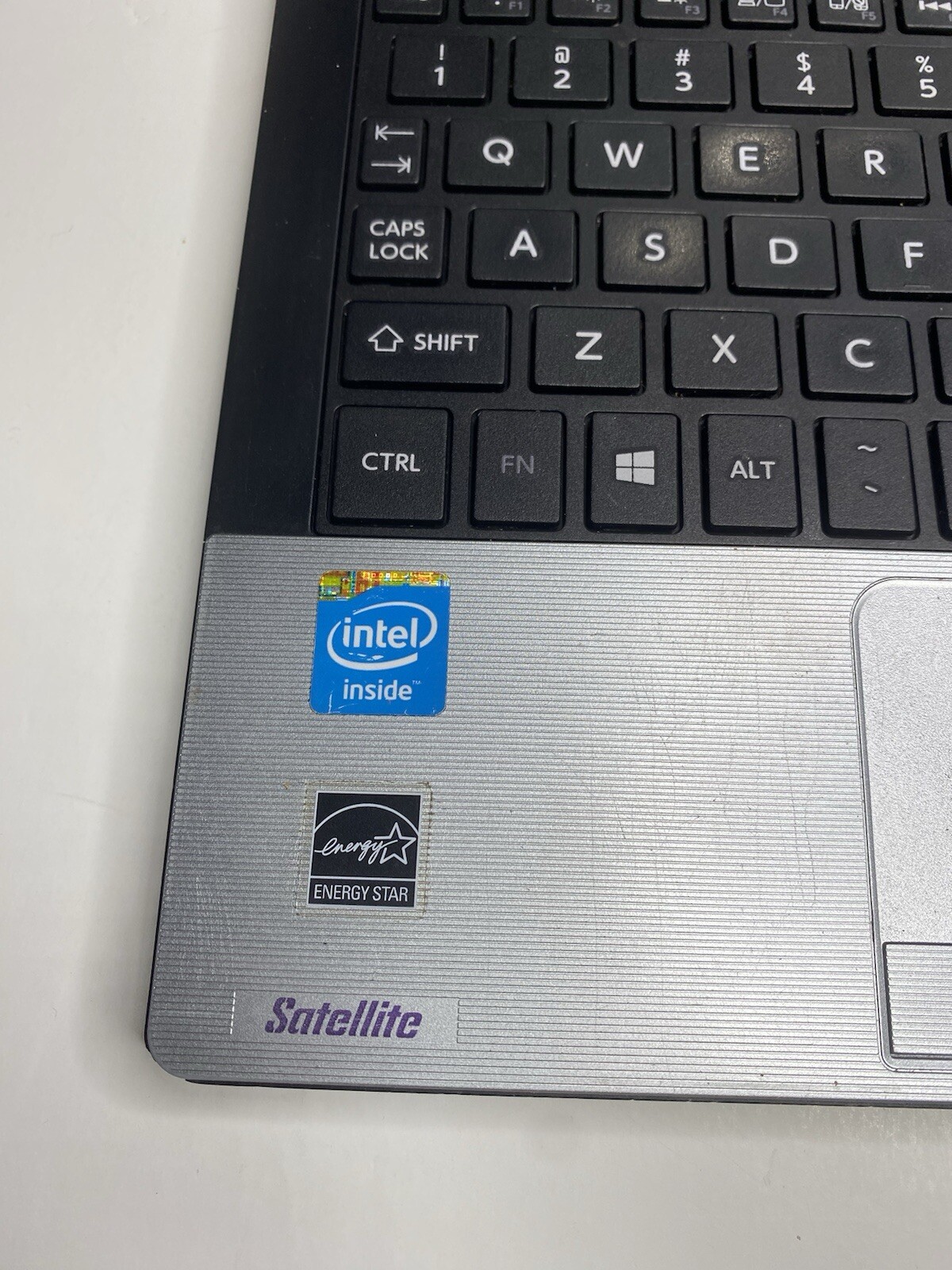 Toshiba Laptop Satelite NB15T-A1303 (No Hard Drive)
