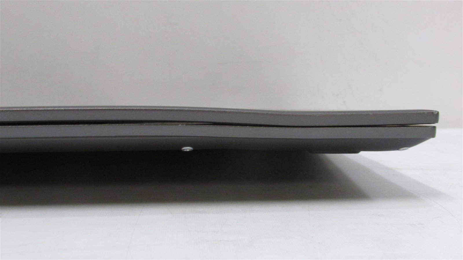 Lenovo Yoga 730-13IKB i7-8550U 1.8GHz 8GB RAM 256GB NVME 13″ W11H 2-in-1 DENTS