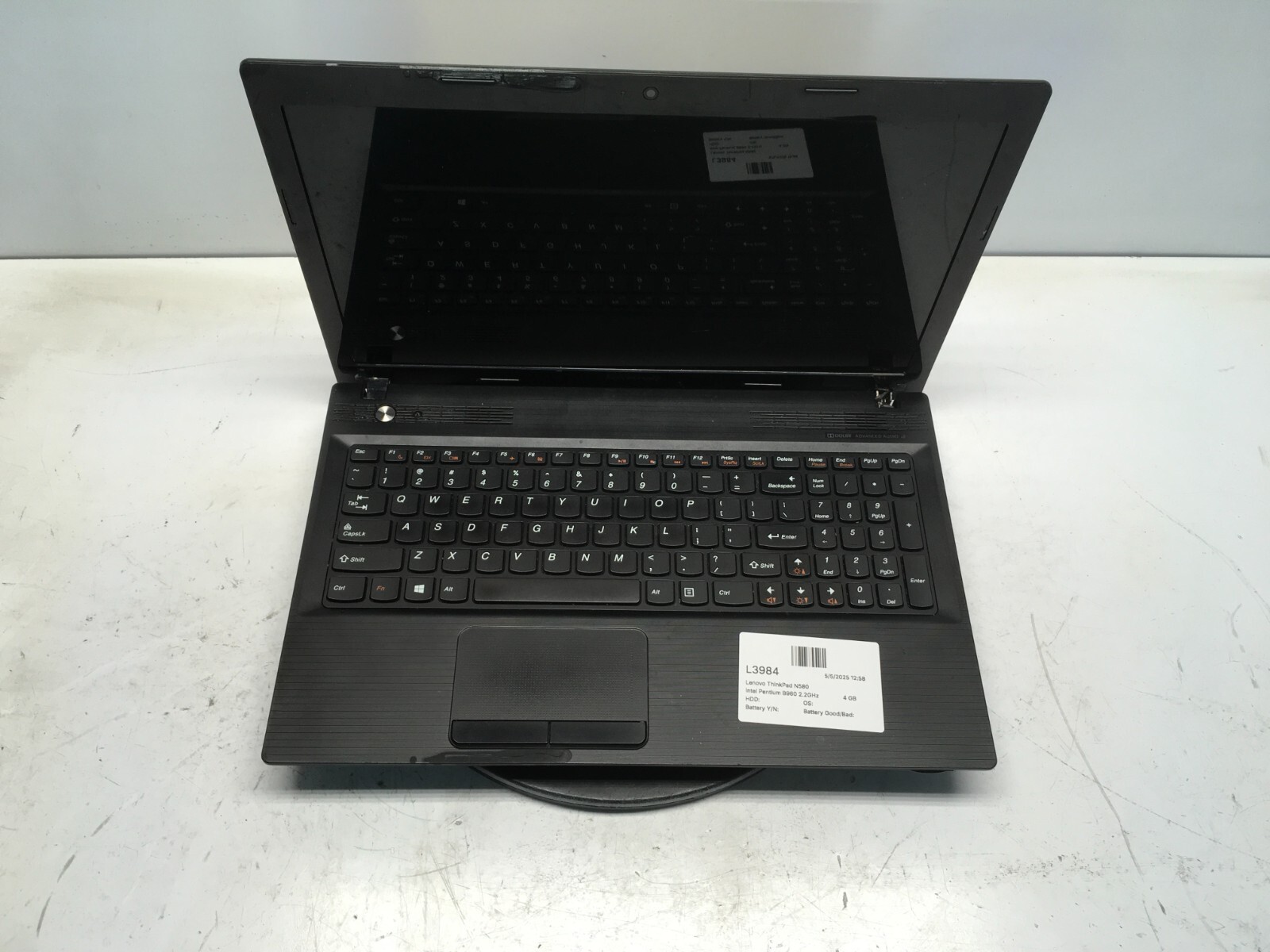 Lenovo ThinkPad N580 Intel Pentium B960 2.2GHz 4 GB NO HDD No Batt