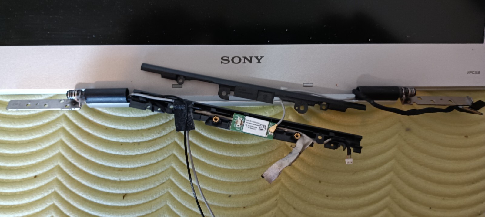 COVER + FRAME + FLAT + WEBCAM HINGES INCLUDING LCD SONY VAIO VPCS PCG-4121EM