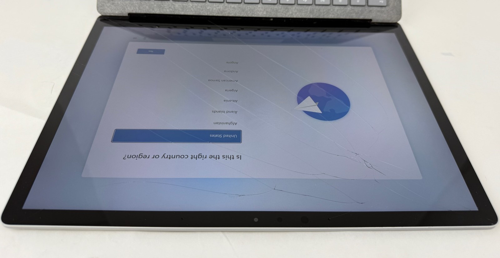 Microsoft Surface Laptop 2 1769 13.5″ Touch i5-8250U 8GB 128GB W11H Grey – Read