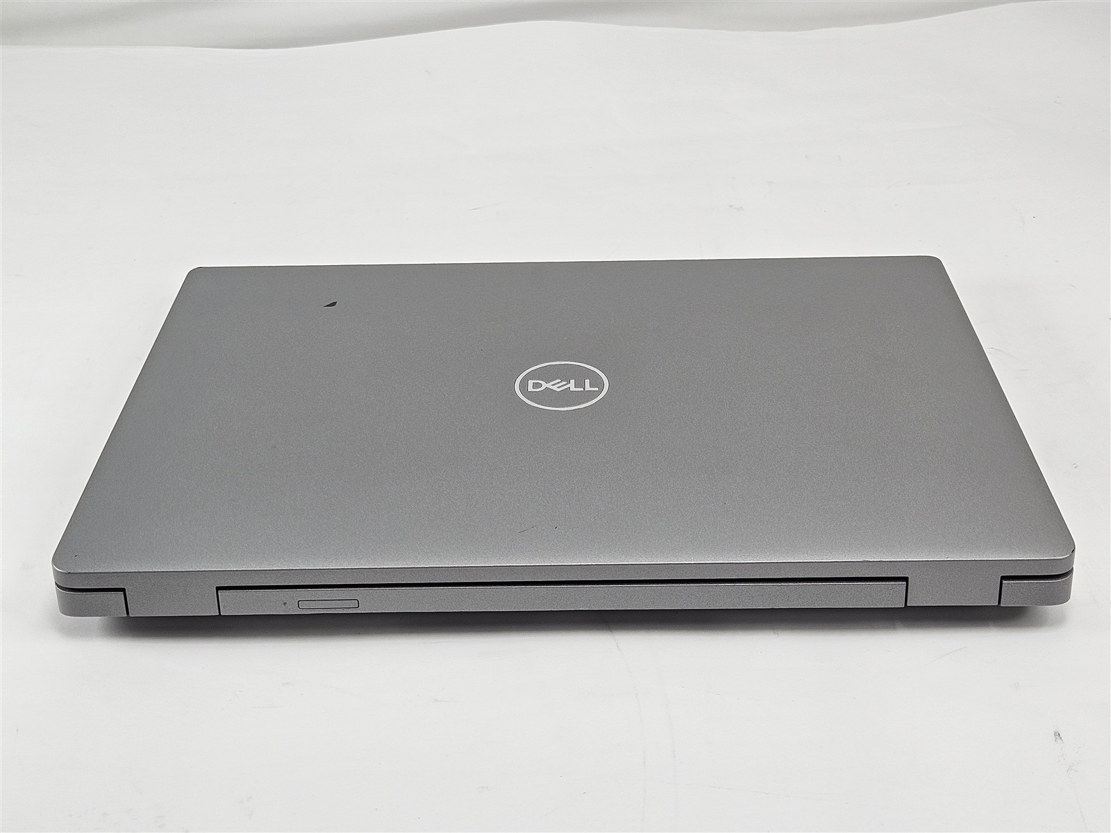 Dell Latitude 5431 14″ i7-1270P 16GB RAM 256GB SSD Iris Xe Gray Laptop