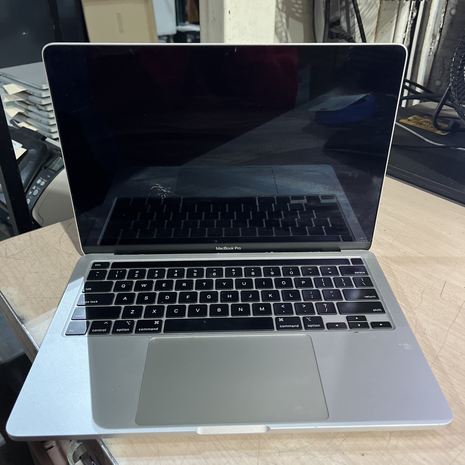 APPLE MACBOOK PRO 13″ 2020 4TB CORE I5-1038NG7 2.0GHZ 16GB RAM 512SSD