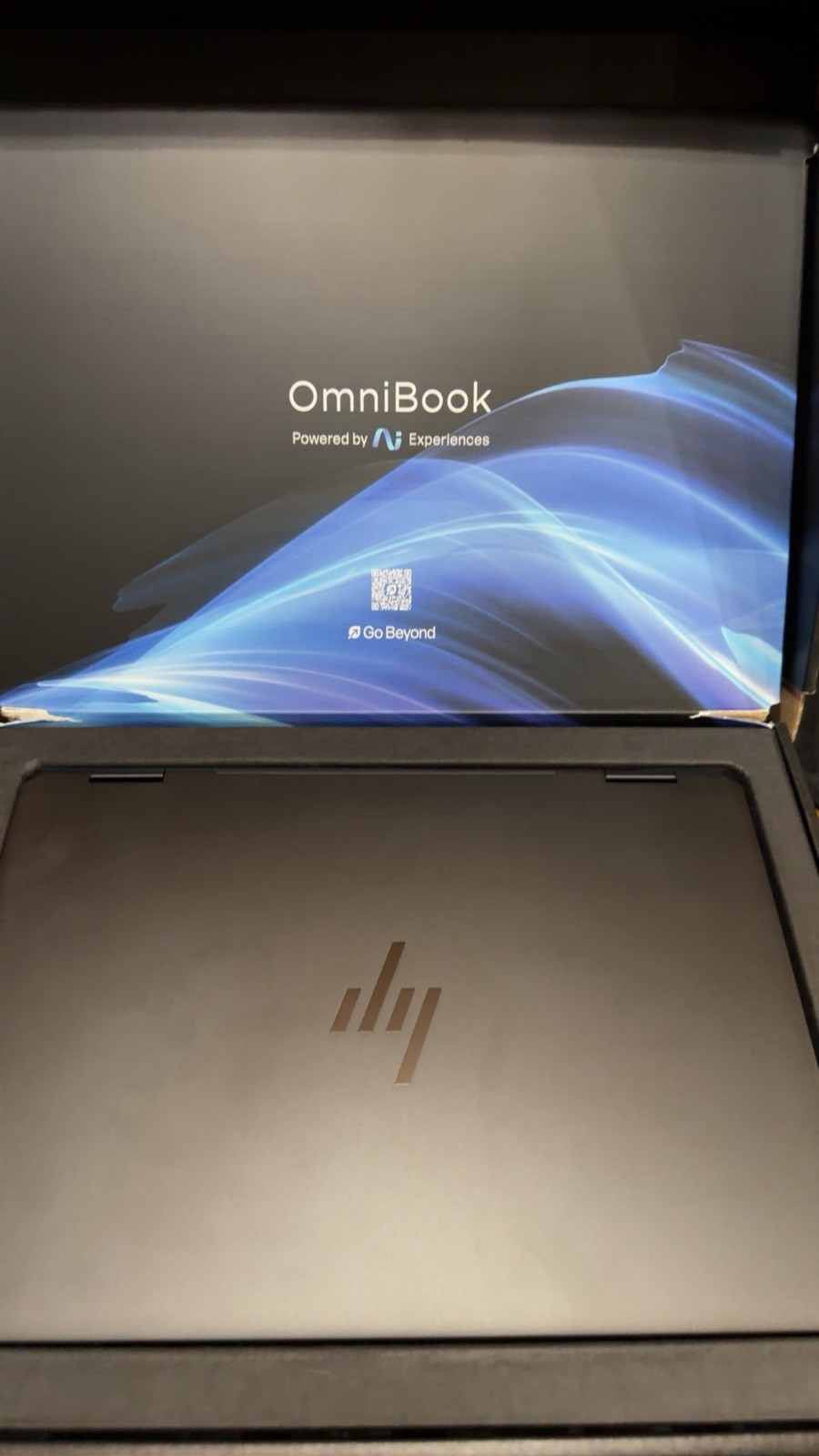 HP OmniBook Ultra 14″ Intel Core Ultra 7 Win11 Black Laptop w/ Charger