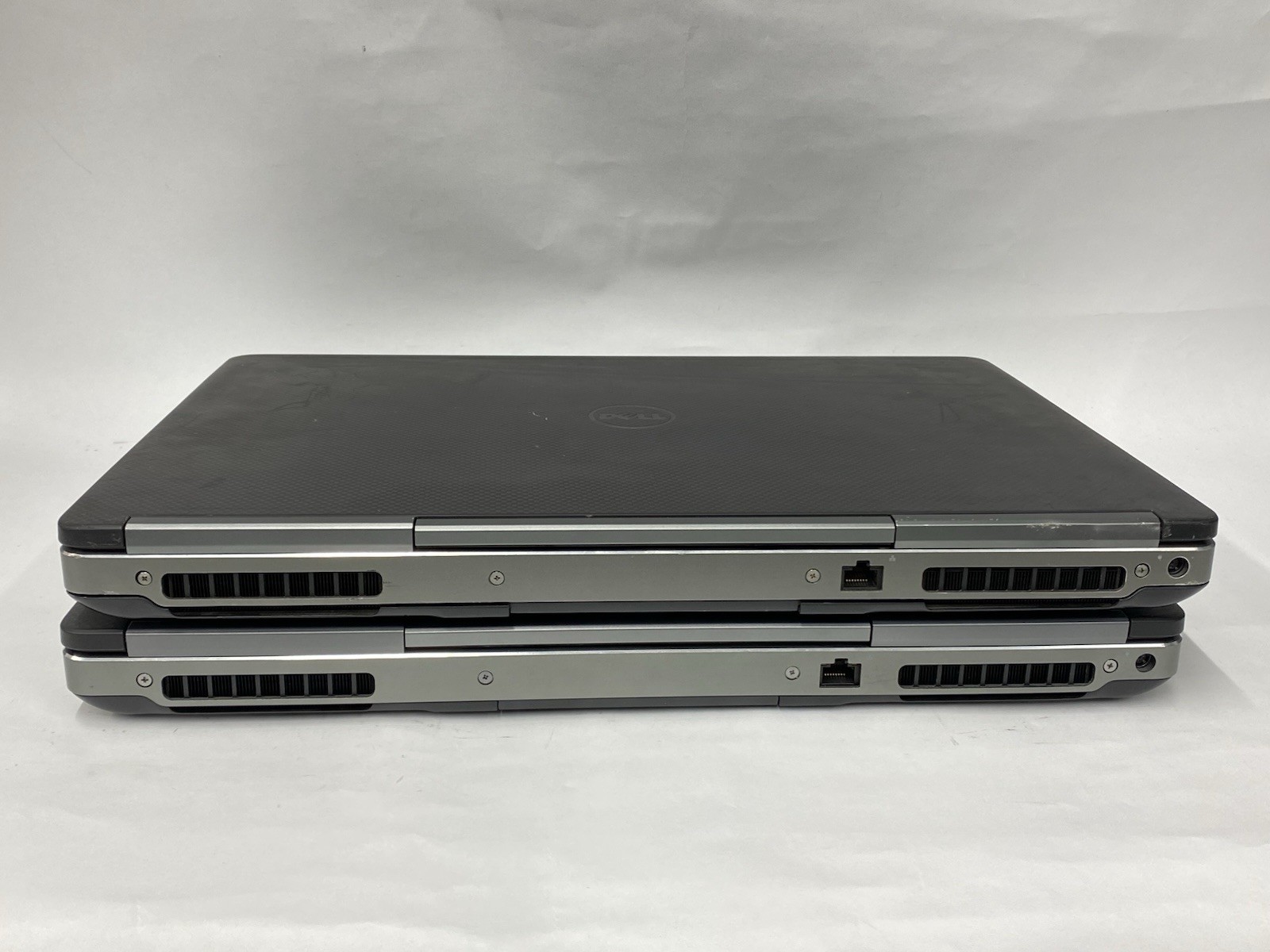 Lot of (2) Dell Precision 7710 – FHD – i7-6820hq – No RAM/SSD/OS – READ