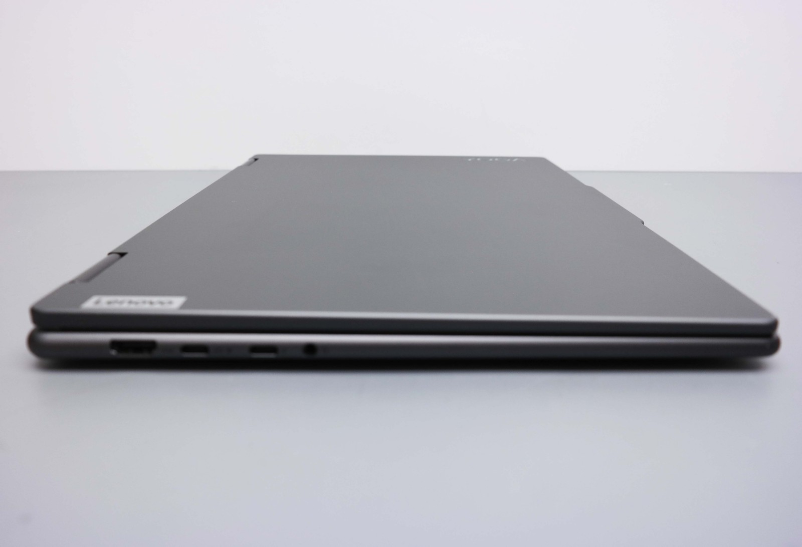 Lenovo Yoga 7i 16IML9 16″ Intel Core Ultra 7 155U 16GB RAM 1TB SSD